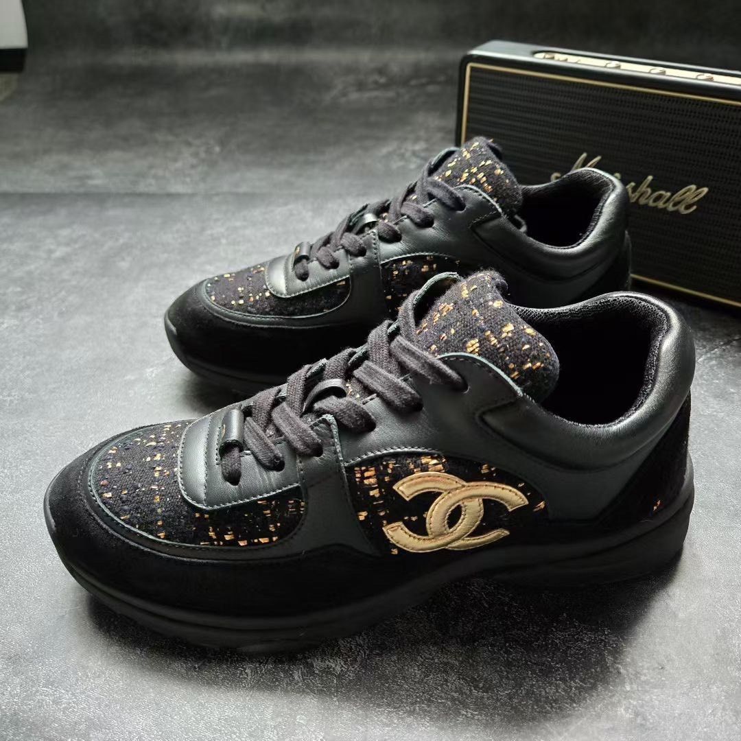 Chanel Chanel Black Lowtop Sneakers 40 Men Size US 7.5 / EU 40-41 - 1 Thumbnail