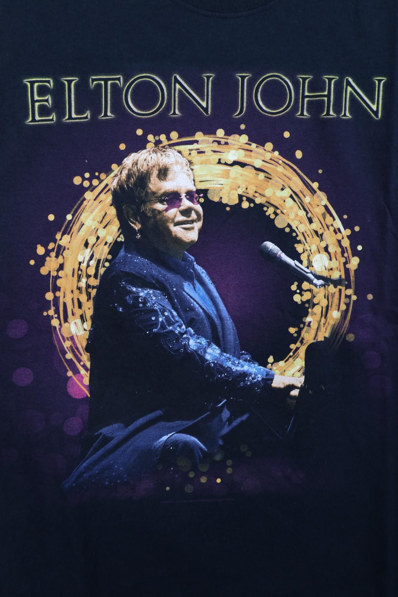 Vintage Vintage Y2K 2015 Tour Elton John Band Short Sleeve T-Shirt Size US XL / EU 56 / 4 - 4 Thumbnail