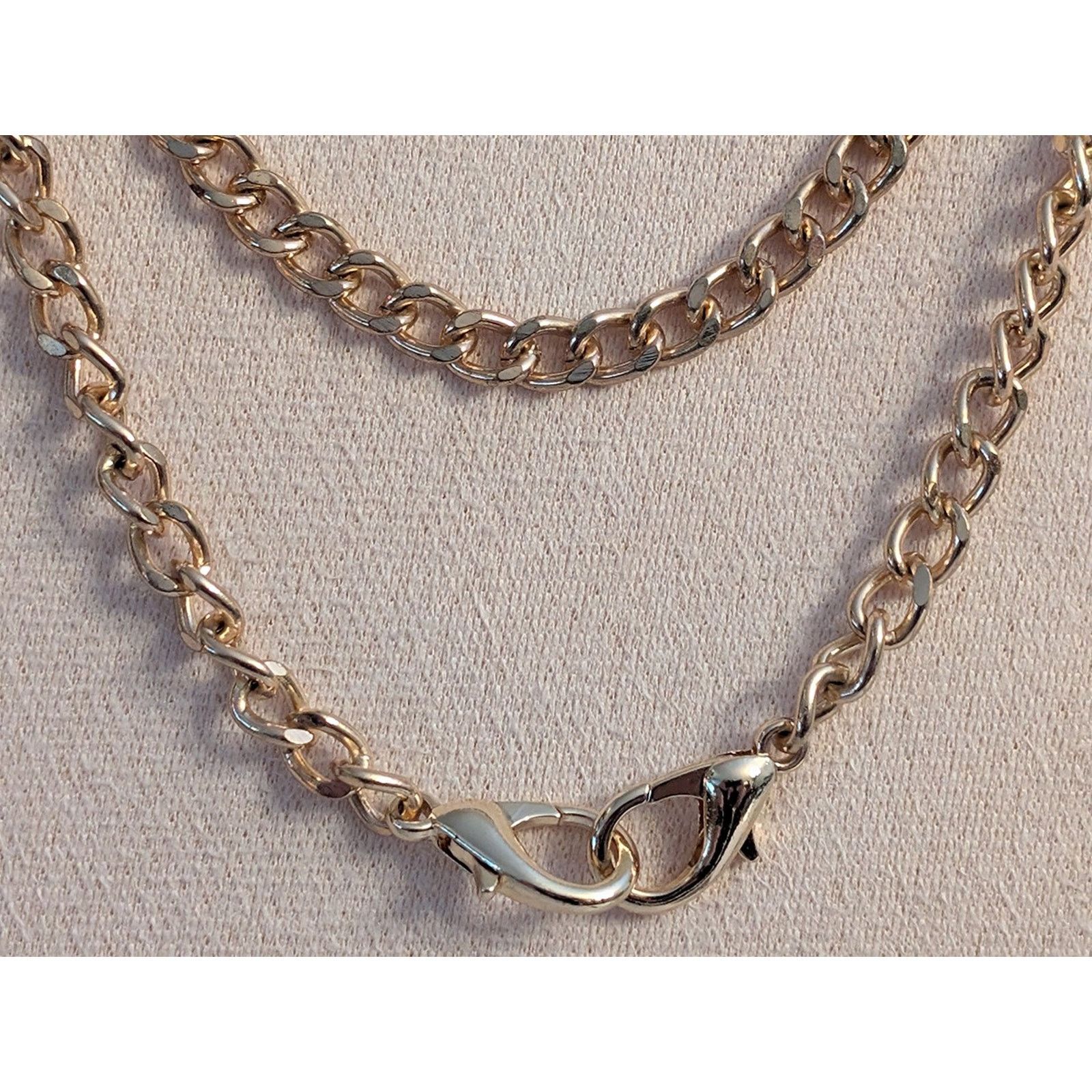 Vintage VTG 1980s 46" Gold-Tone Diamond-Cut Curb Link Chain Necklace Size ONE SIZE - 3 Thumbnail