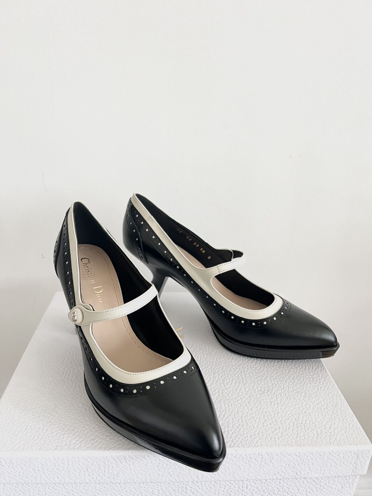 Dior Dior SpectaDior Mary Jane Heels – Size 38 (fits 38.5) – NEW Size US 7 / IT 37 - 3 Thumbnail
