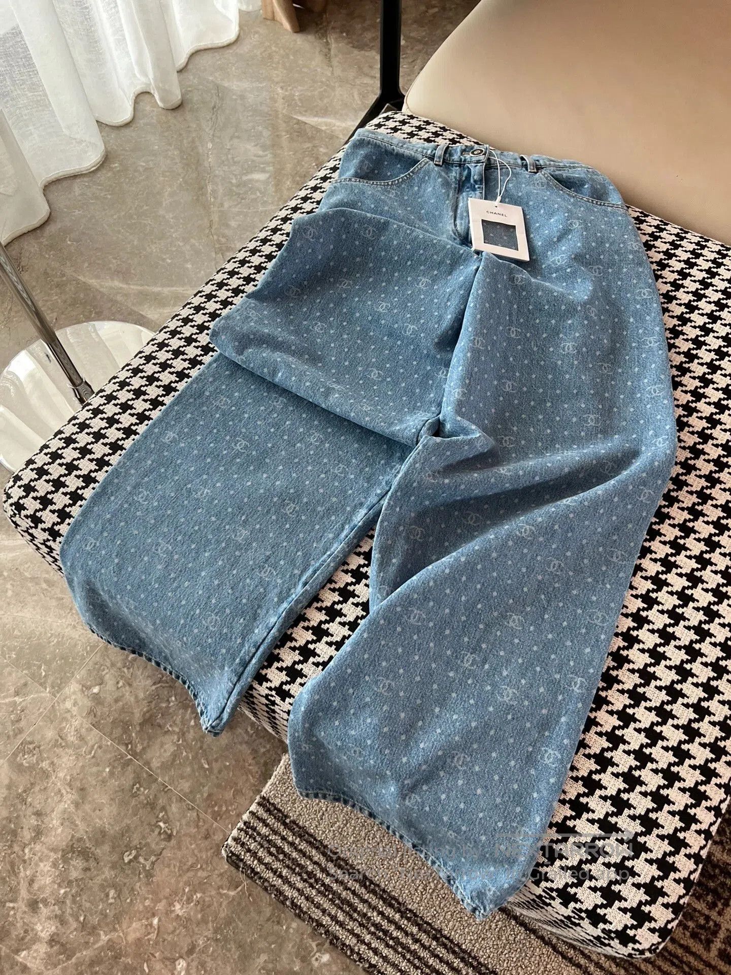 Chanel CHANEL Wide-Leg Light Blue Jeans. Size 28" / US 6 / IT 42 - 6 Thumbnail