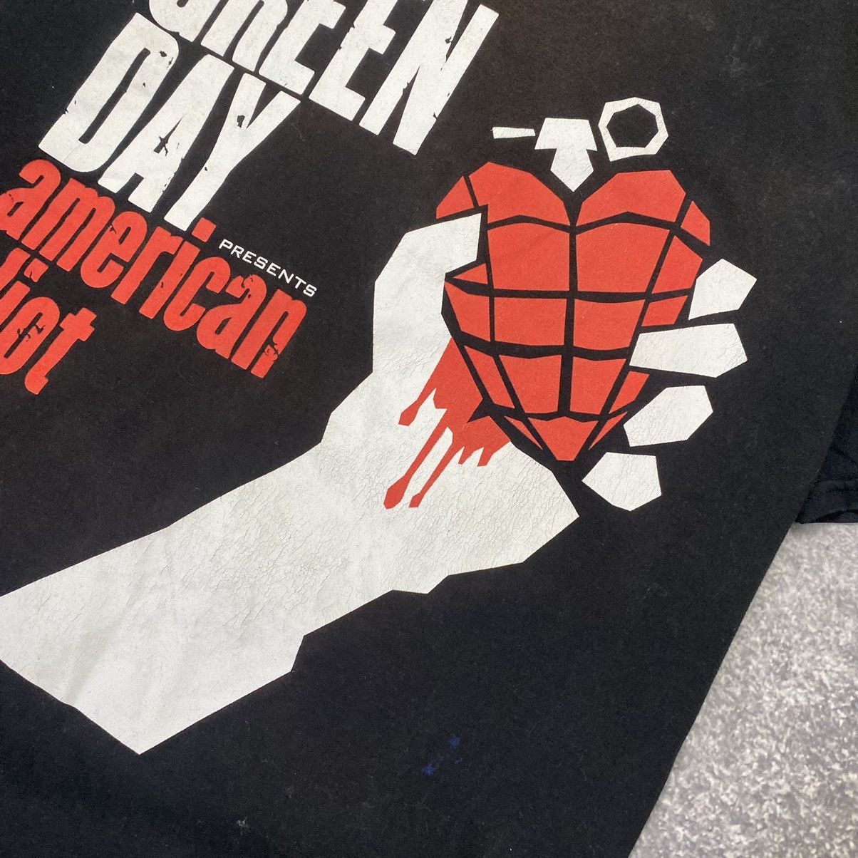 Band Tees Vintage Green Day American Idiot big logo 90’s tee Size US L / EU 52-54 / 3 - 5 Thumbnail