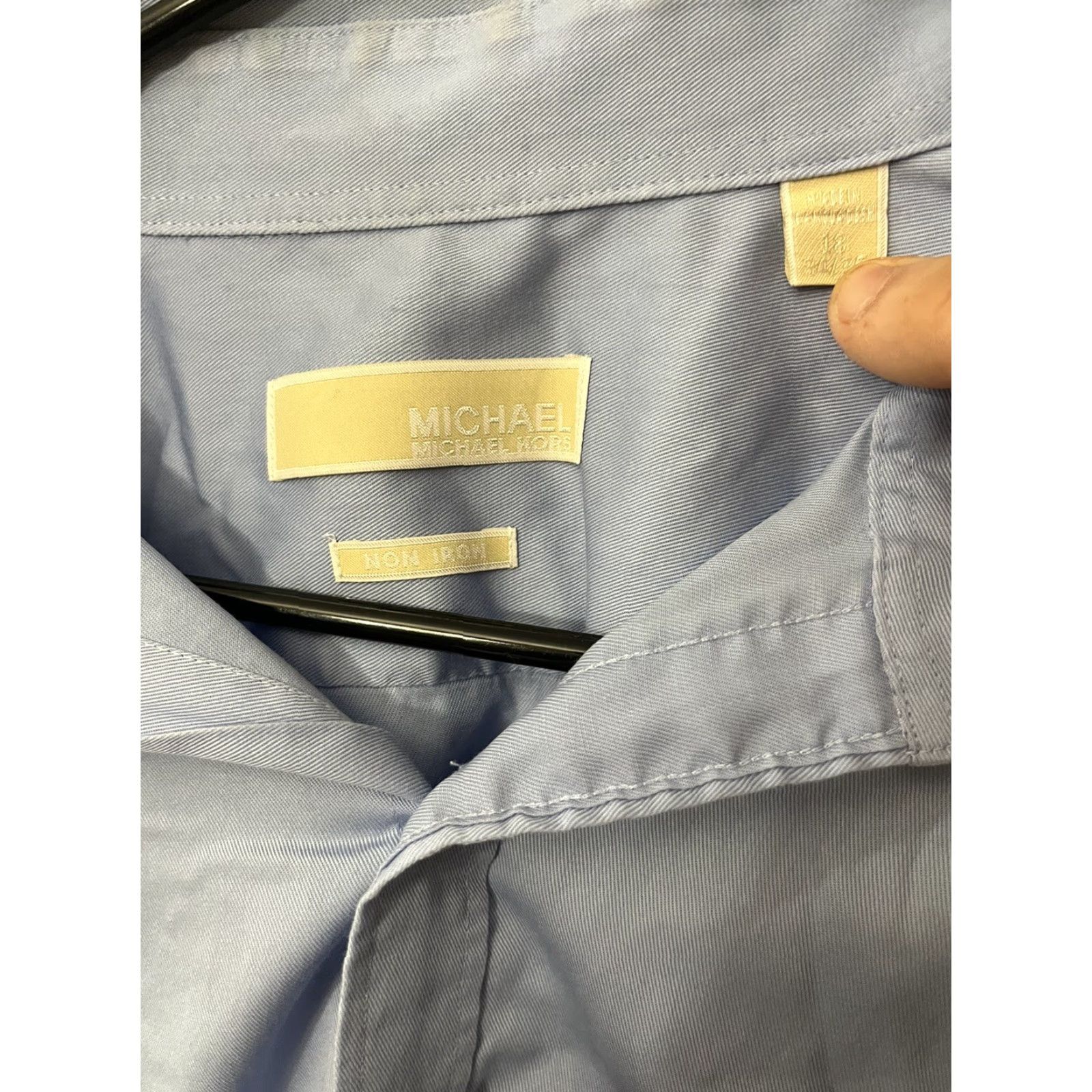 Michael Kors Michael Kors Dress Shirt Blue Solid 18 Button Shirt 100% Cotton Non Iron Mens Button-Up Collared Spread Long Sleeve Casual Regular Colorful 18 Size 48R - 2 Thumbnail