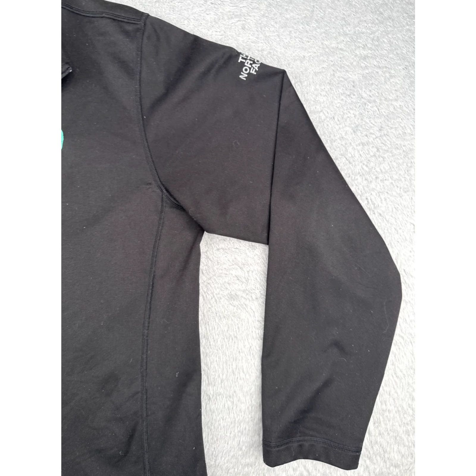 The North Face The North Face Shirt Mens XL Gray 1/4 Zip Mock Neck Long Sleeve Fleece Pullover Embroidered Logo Zipper Casual Activewear Sports Outdoor Size US XL / EU 56 / 4 - 2 Thumbnail