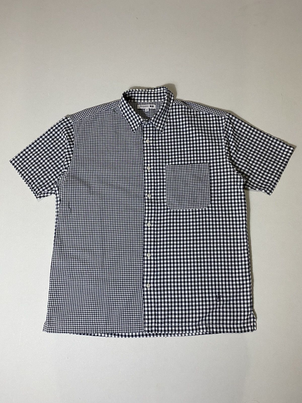 Japanese Brand J.W.ANDERSON UNIQLO SHIRT Size US L / EU 52-54 / 3 - 1 Thumbnail