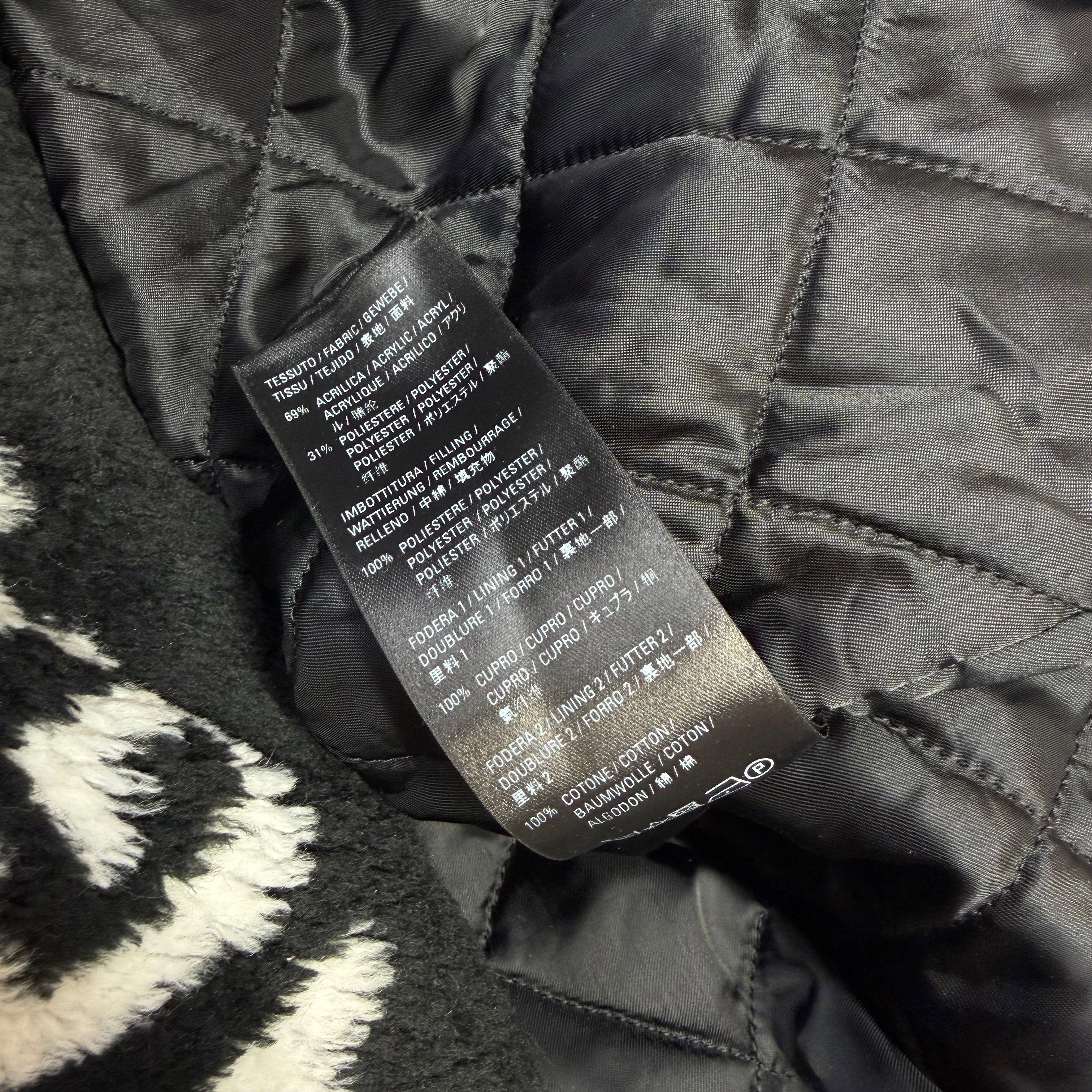 Balenciaga Balenciaga Logo Faux Fur Coat 44 (XL) Size US XL / EU 56 / 4 - 7 Thumbnail