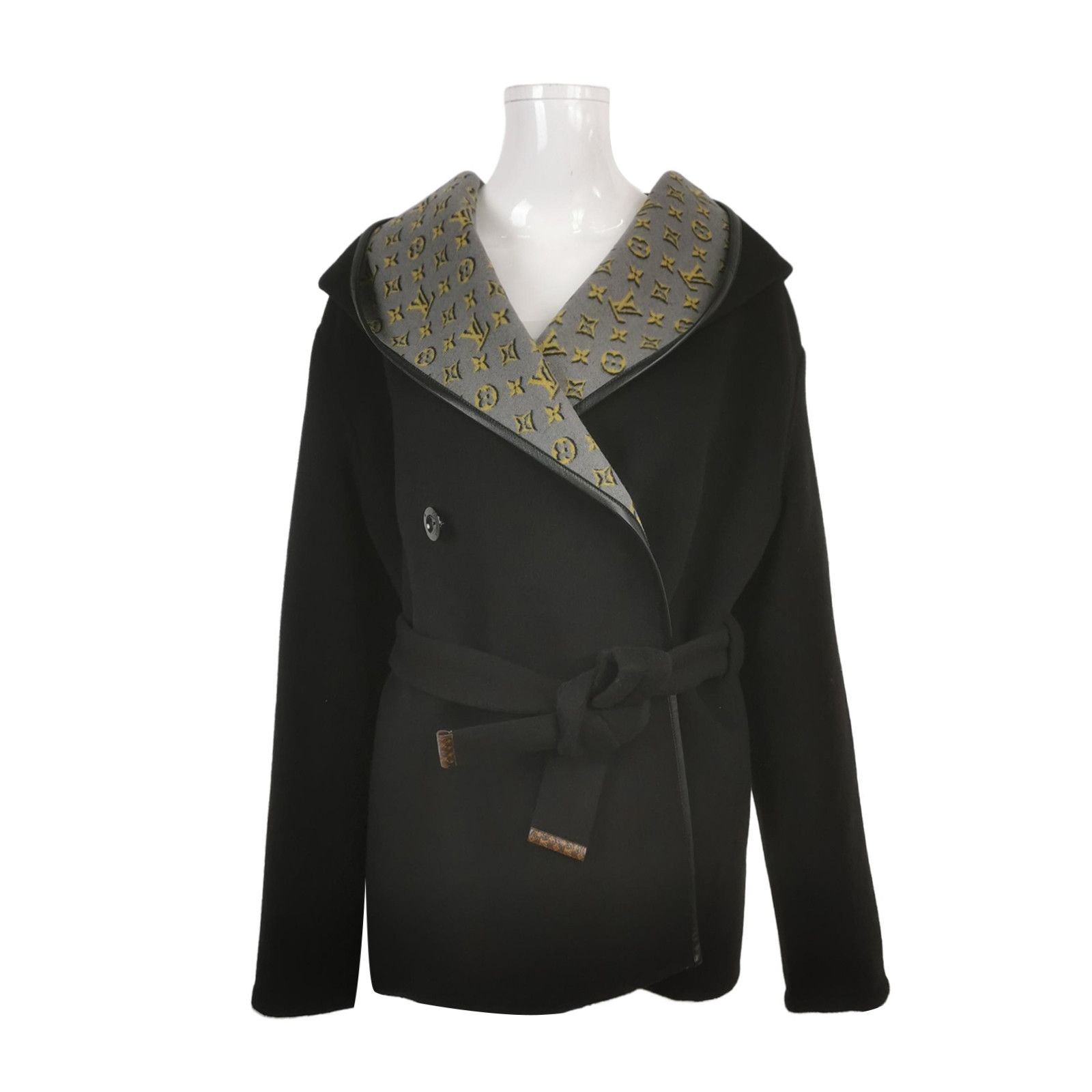 Louis Vuitton Louis Vuitton Monogram Hooded Coat Size 42 Size M / US 6-8 / IT 42-44 - 1 Thumbnail