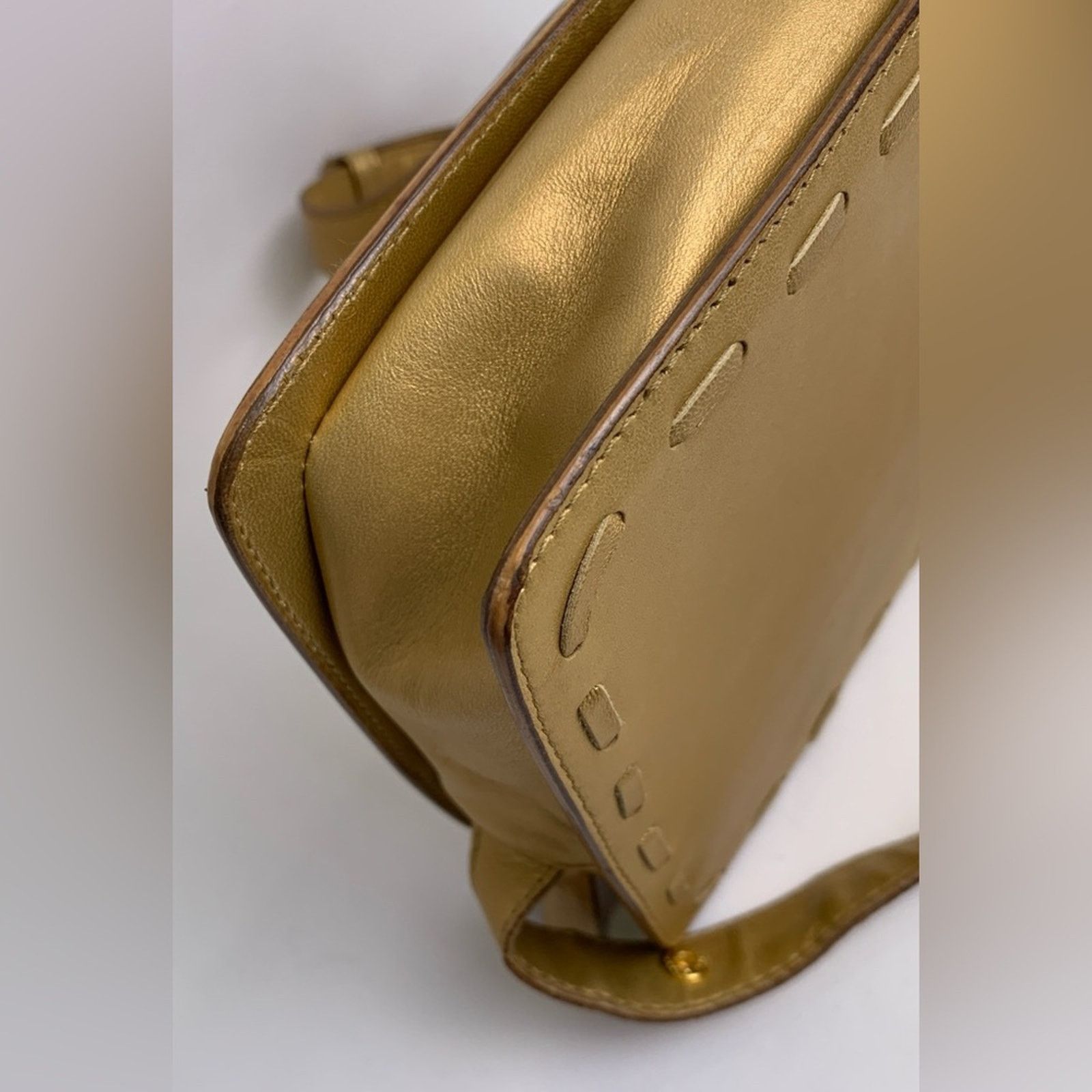 Bottega Veneta Rare Unique Bottega Veneta Gold Crossbody Bag Size ONE SIZE - 8 Thumbnail