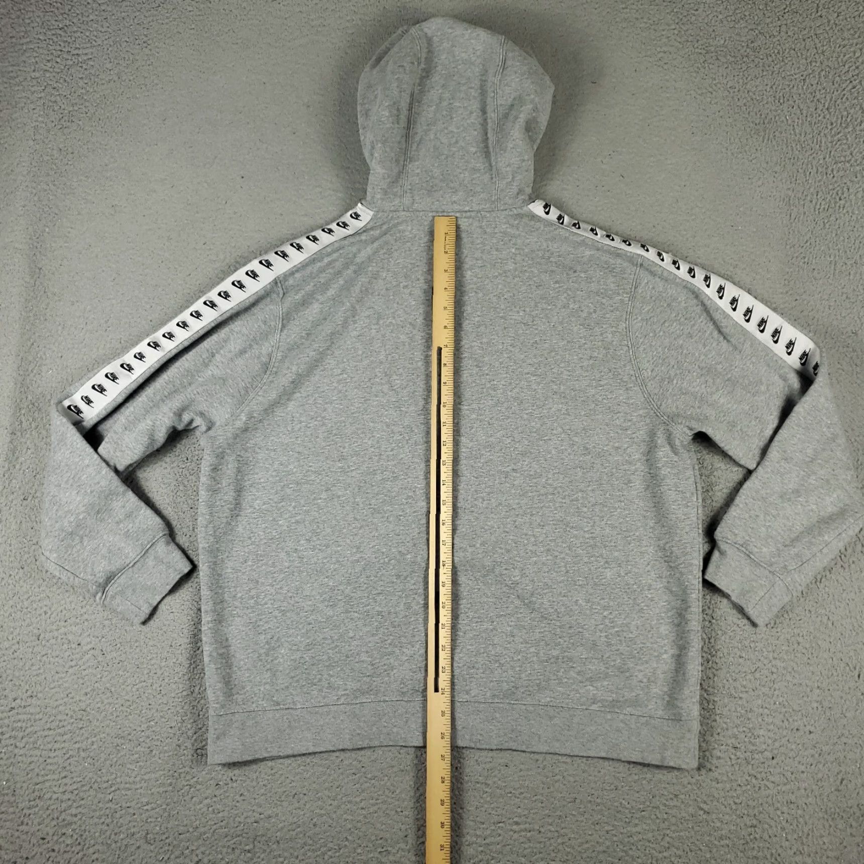Nike Nike Hoodie Mens XL Gray Swoosh Pullover Sweatshirt Crew Neck Size US XL / EU 56 / 4 - 6 Thumbnail
