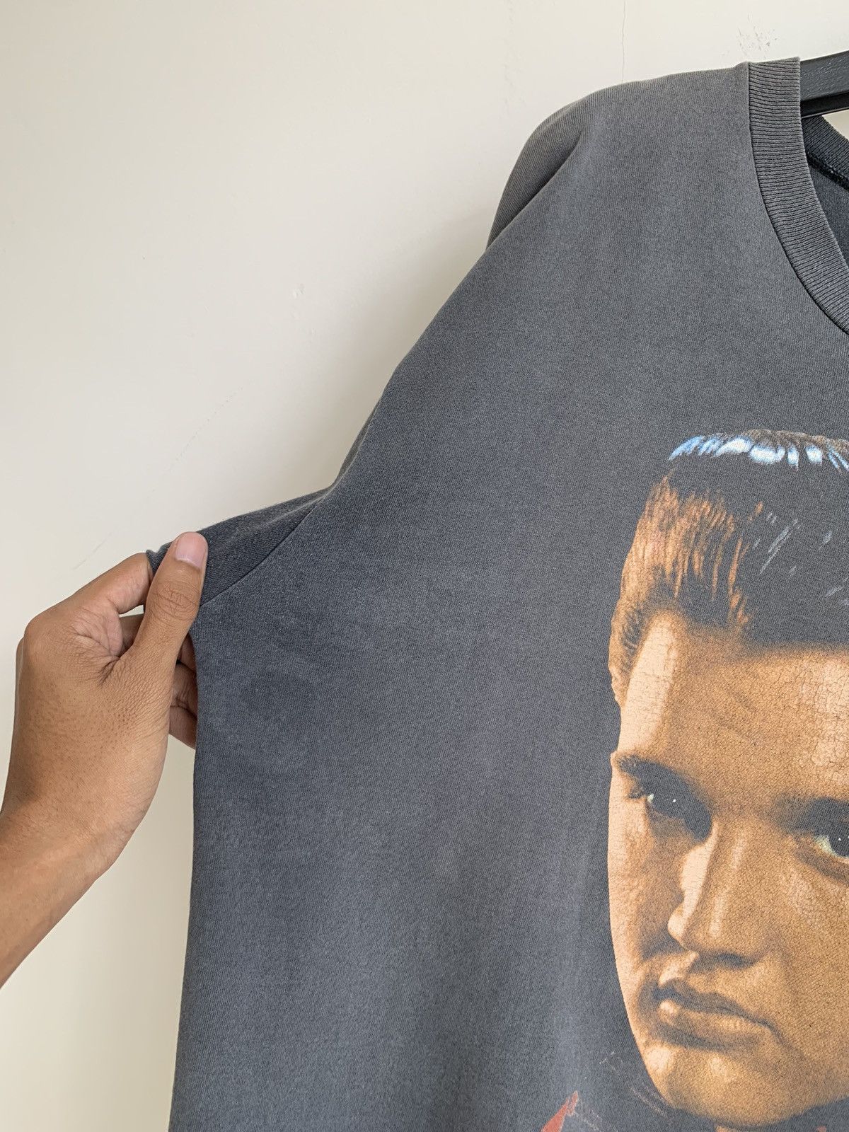Band Tees Vintage 90s Elvis Presley Distressed Shirt Size US L / EU 52-54 / 3 - 5 Thumbnail