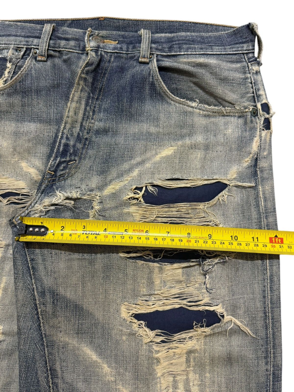 Levi's Vintage 90s Levis 553 Faded Wash Distressed Destroyed Baggy Size US 33 - 14 Thumbnail