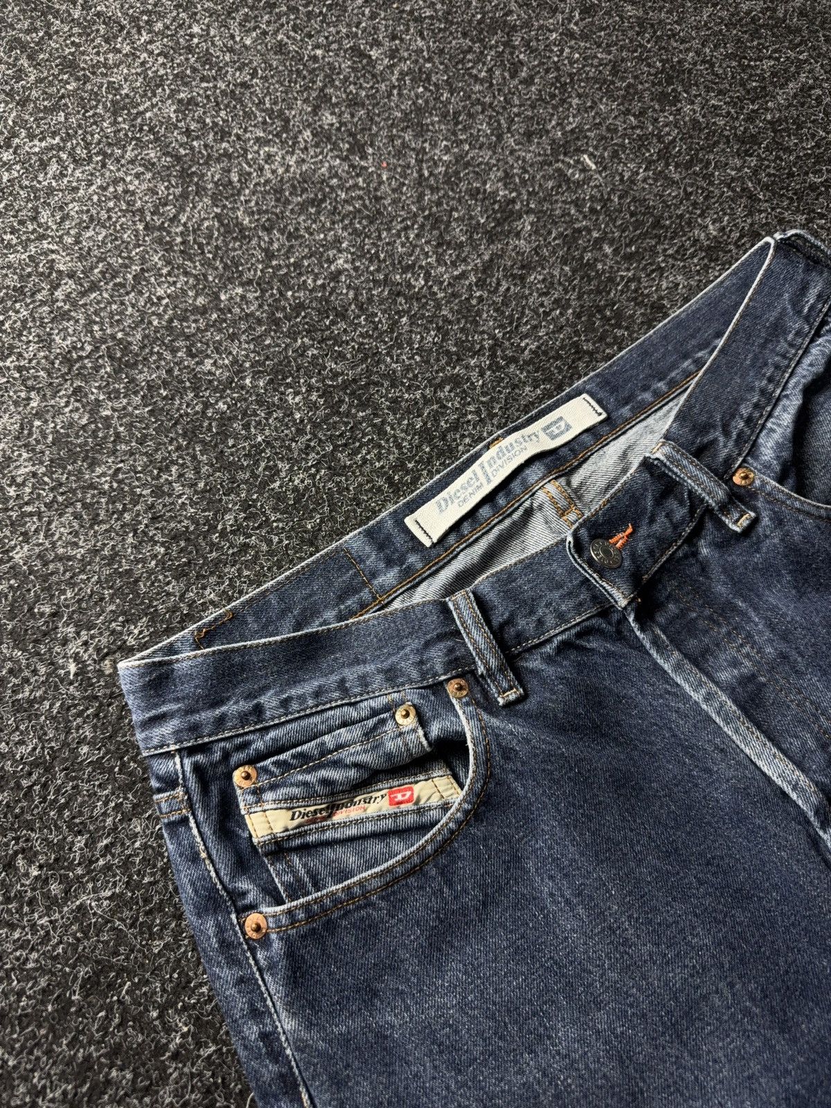 Diesel Luxury 90s Y2K Diesel Industry Made in Italy Straight Jeans Size US 36 / EU 52 - 6 Thumbnail