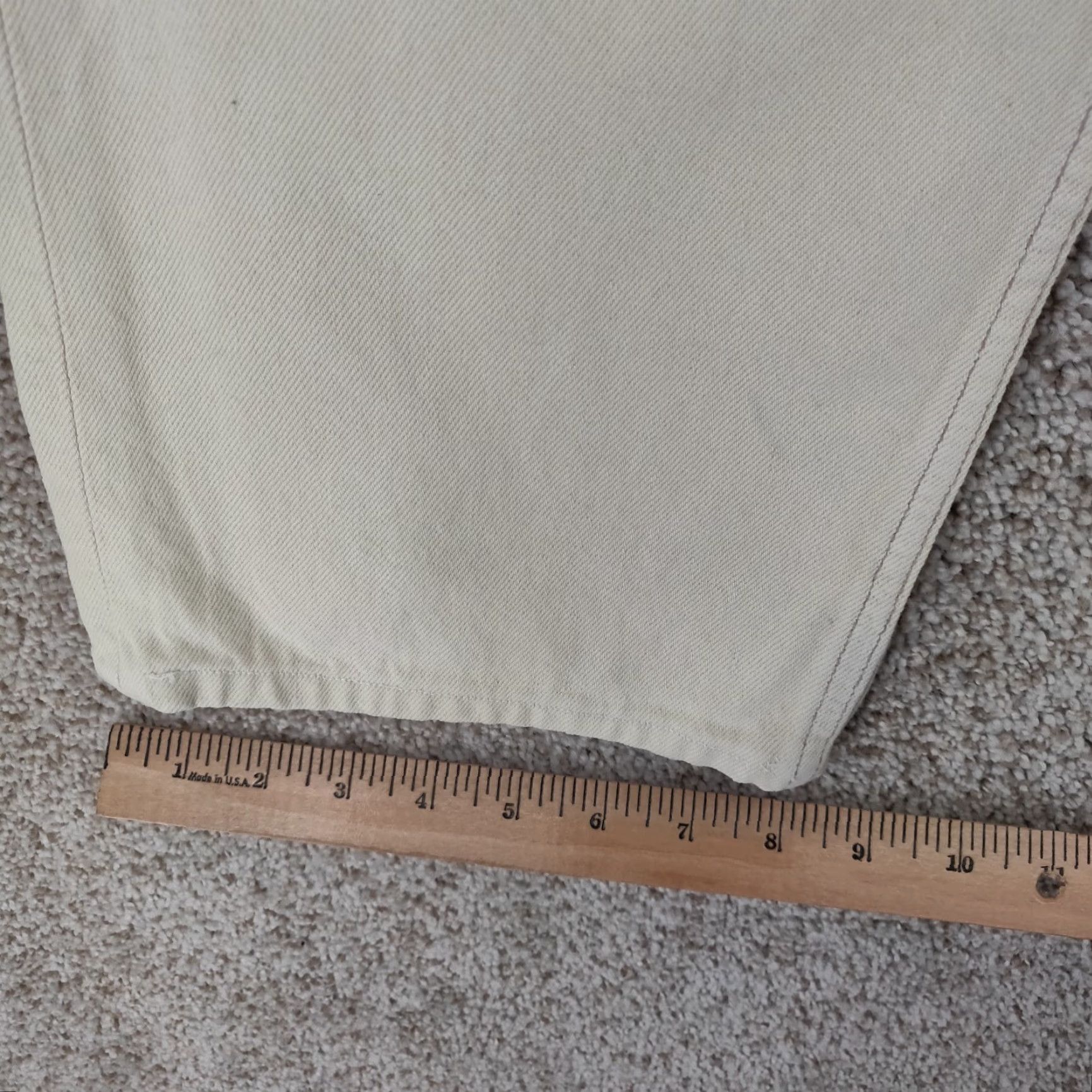 Levi's VINTAGE Levi's 501 Jeans Mens Regular Beige 38x30 (Fits 36x28) Button Fly USA 90s Size US 38 / EU 54 - 6 Thumbnail