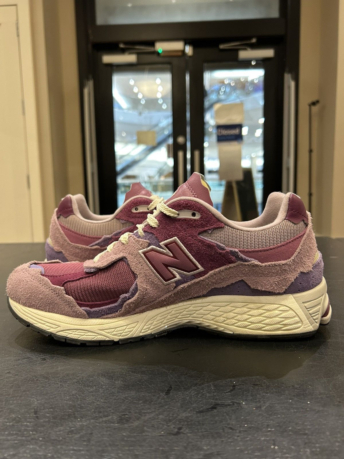 New Balance New Balance 2002R Protection Pack Pink Size US 11.5 / EU 44-45 - 4 Thumbnail