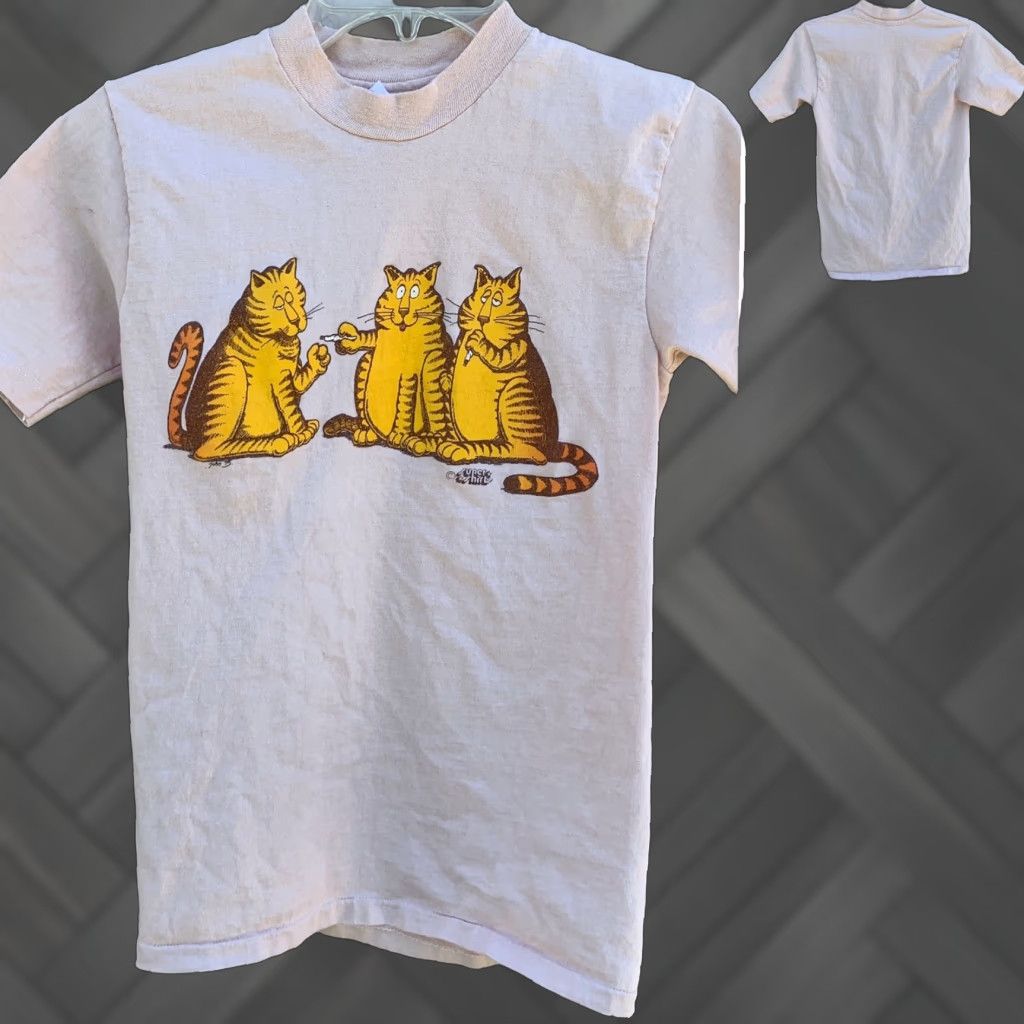 Hanes VINTAGE Hanes Beefy-T Cats Smoking T-Shirt S Beige 100% Cotton Mens 1980s Graphic Tee Short Sleeve Size US S / EU 44-46 / 1 - 1 Thumbnail