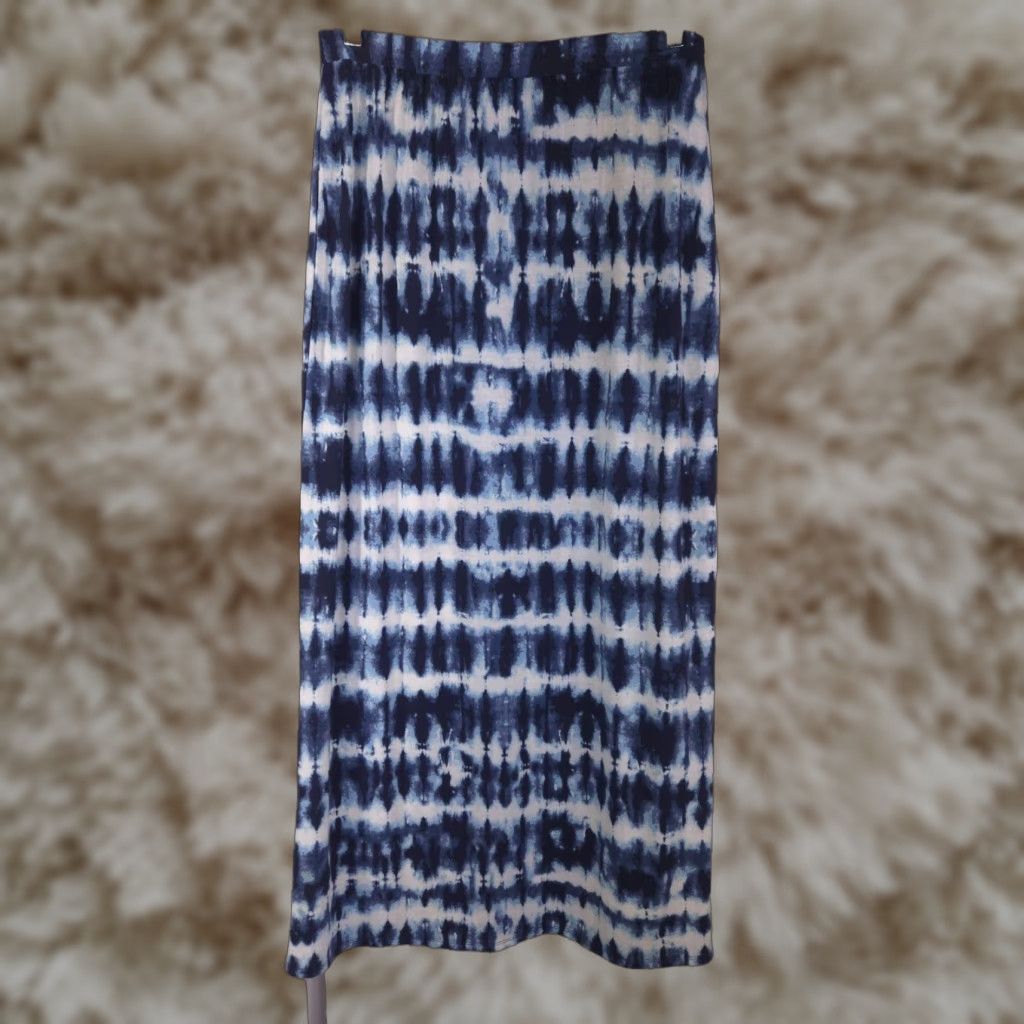 Just Be Skirt Womens Large Blue Sky Wash Maxi Stretch Waist Beachy Comfort