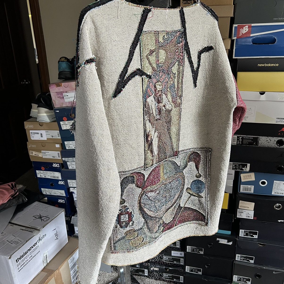 4x1111 nebabot nodnarb BARBED ASYMMETRiC TAPESTRY CREWNECK SCARLET Size US XL / EU 56 / 4 - 16 Thumbnail