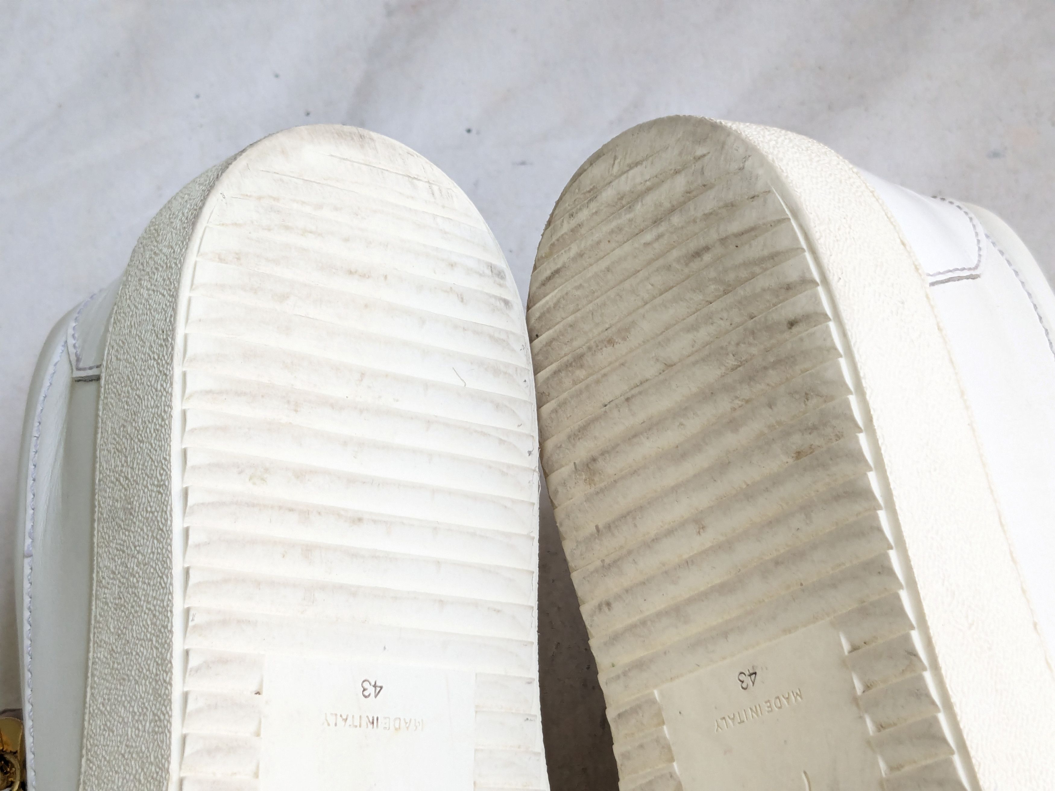 Giuseppe Zanotti Giuseppe Zanotti Sneakers White 10 43 Low Tops Leather Size US 10 / EU 43 - 13 Thumbnail