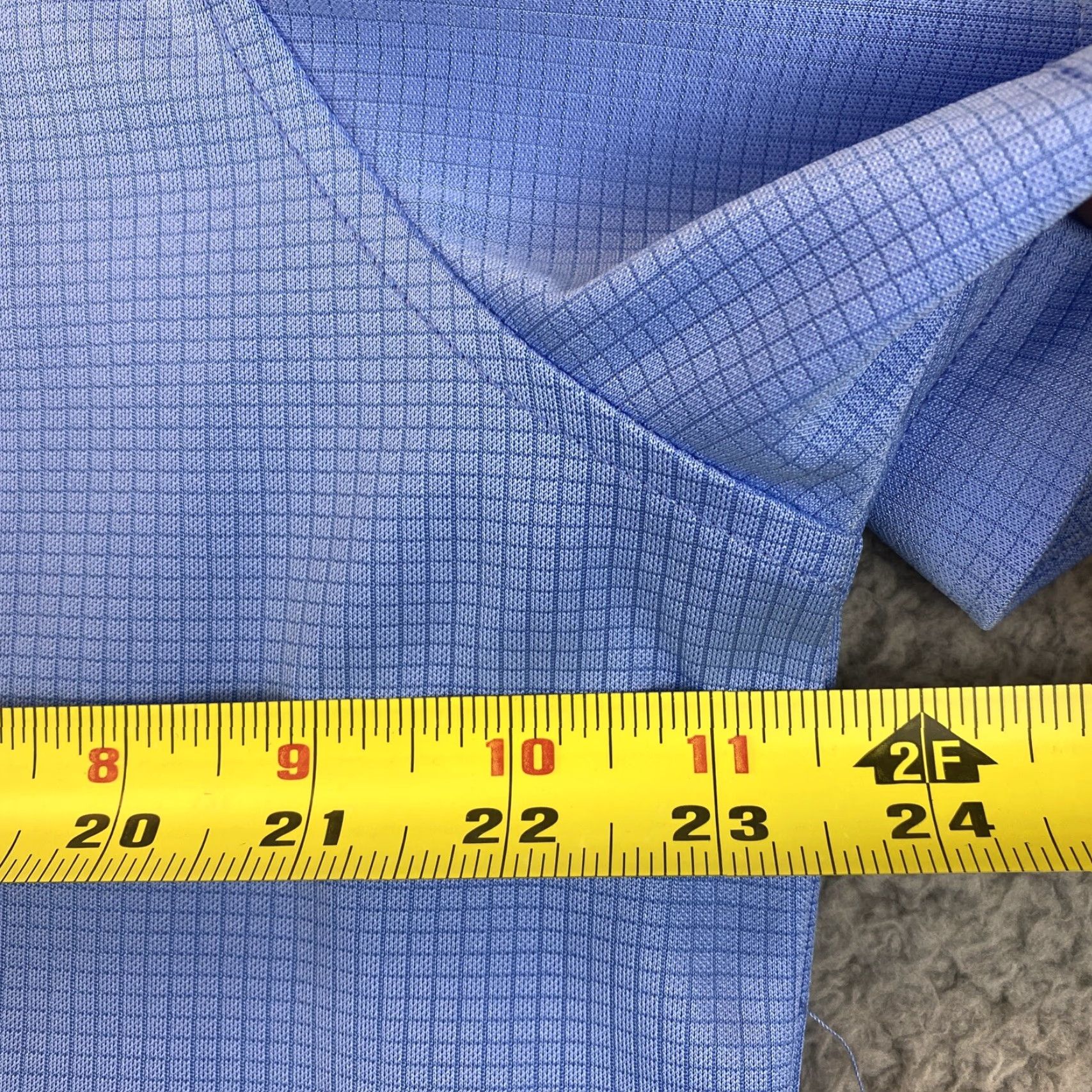 Izod Izod IZOD Men's Golf Blue Active Shirt - Classic Polo 54-24 Regular XL Sleeves Short Button-Down Collared Button-Down Logo Fabric Polyester Nylon? Size US XL / EU 56 / 4 - 5 Thumbnail