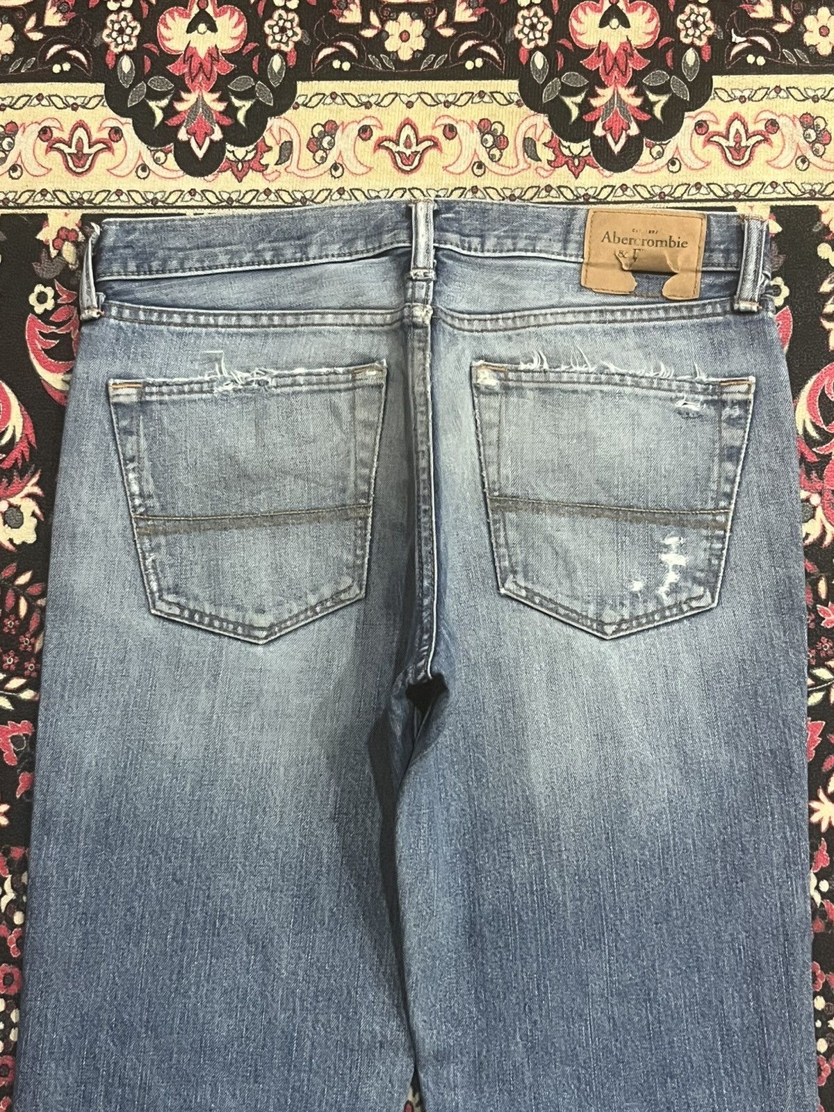 Abercrombie & Fitch Abercrombie & Fitch Light Blue Distressed Slim Straight Jean Size US 31 - 9 Thumbnail