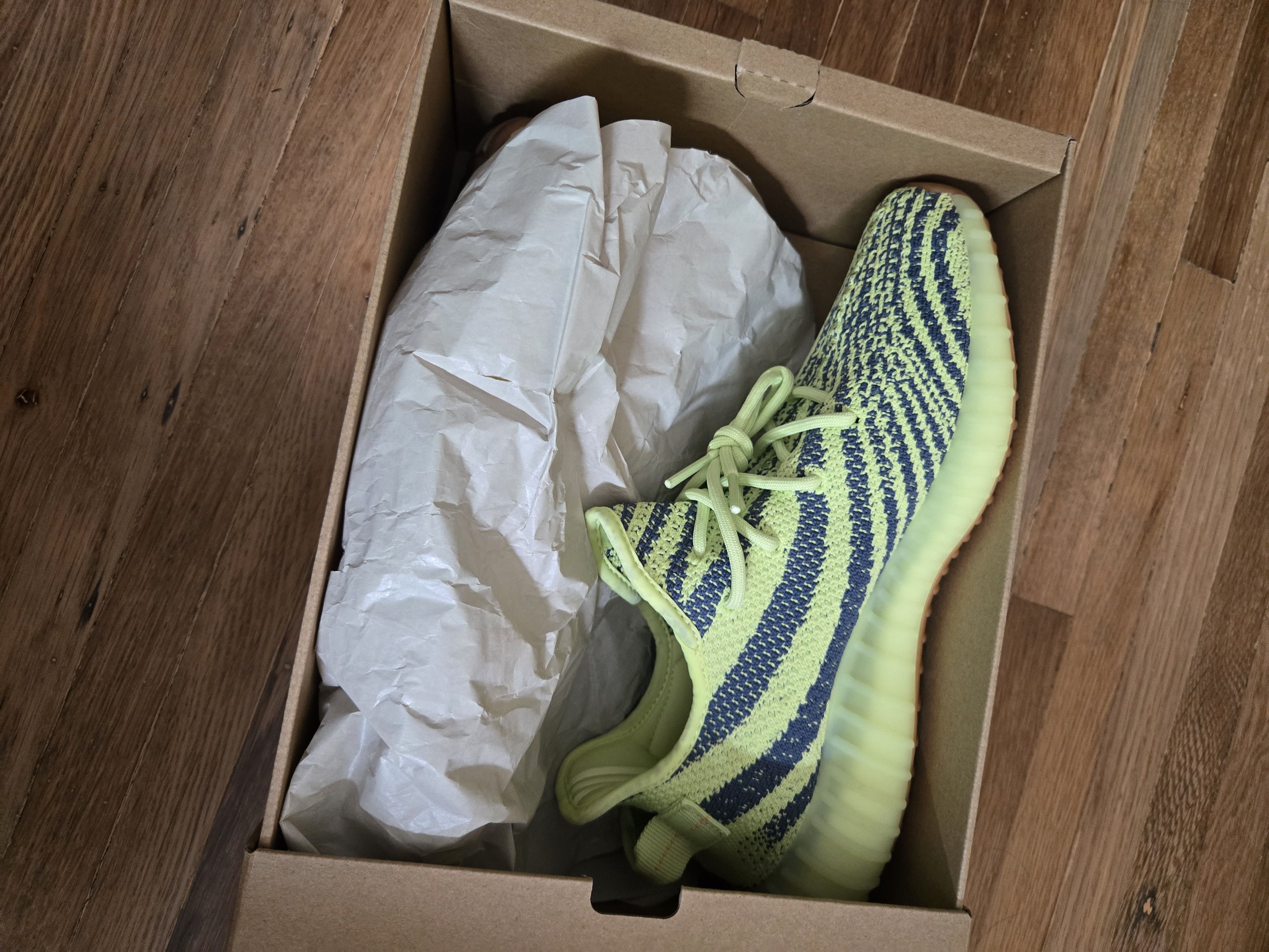 Yeezy Semi frozen yellow yeezy 350 V2 Size US 11 / EU 44 - 1 Thumbnail