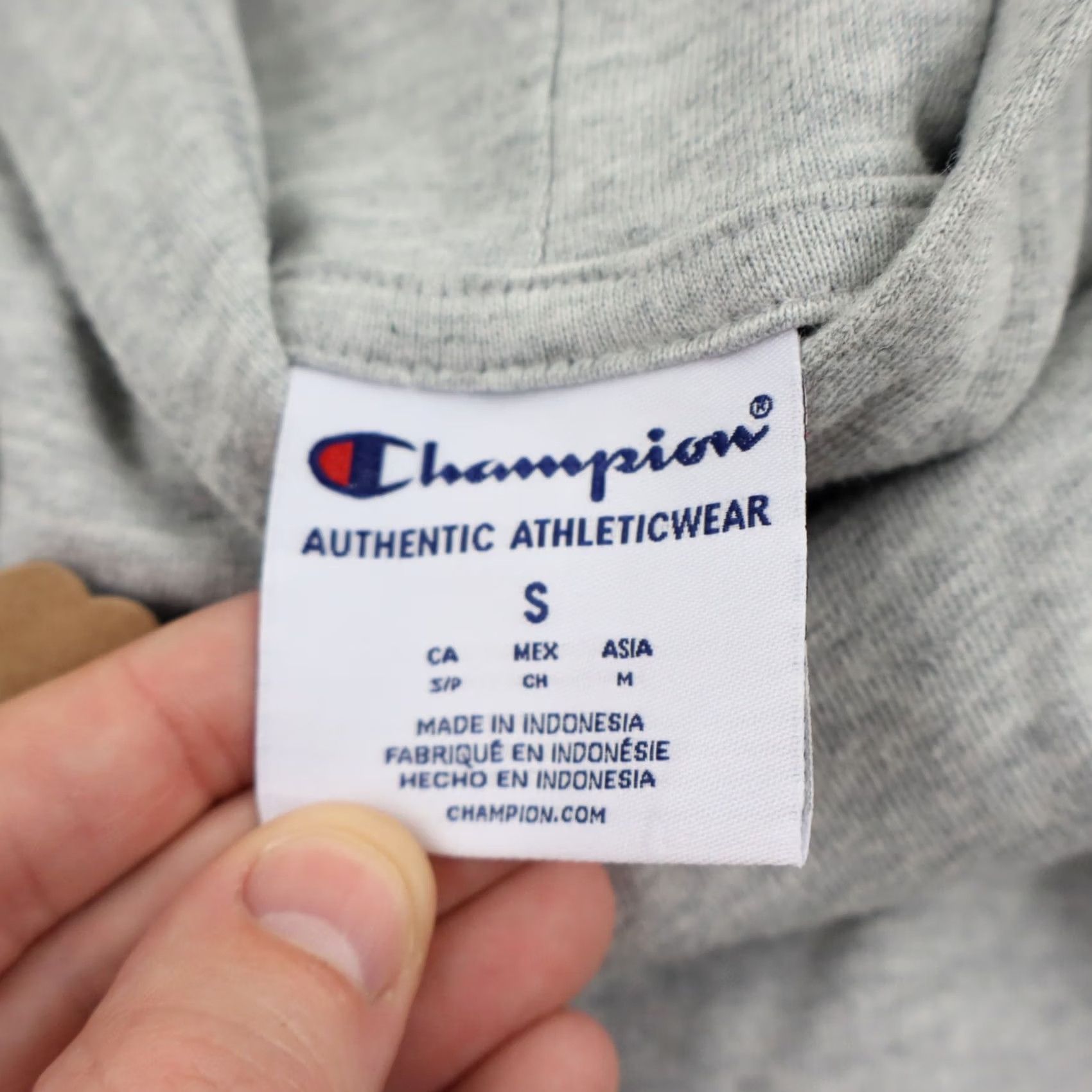 Champion Vintage Champion Hoodie Men Small Gray Spell Out Logo Sleeve Pullover Sweatshirt Size US S / EU 44-46 / 1 - 3 Thumbnail