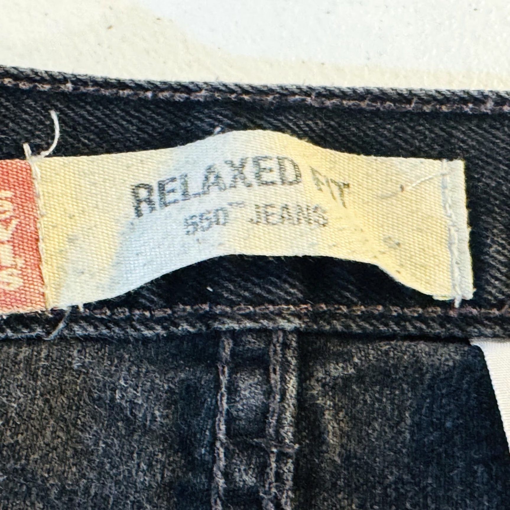 Levi's VINTAGE Levi's 550 Jeans Mens 38x32 Black Charcoal Wash Relaxed Tapered Denim 90s Size US 38 / EU 54 - 4 Thumbnail