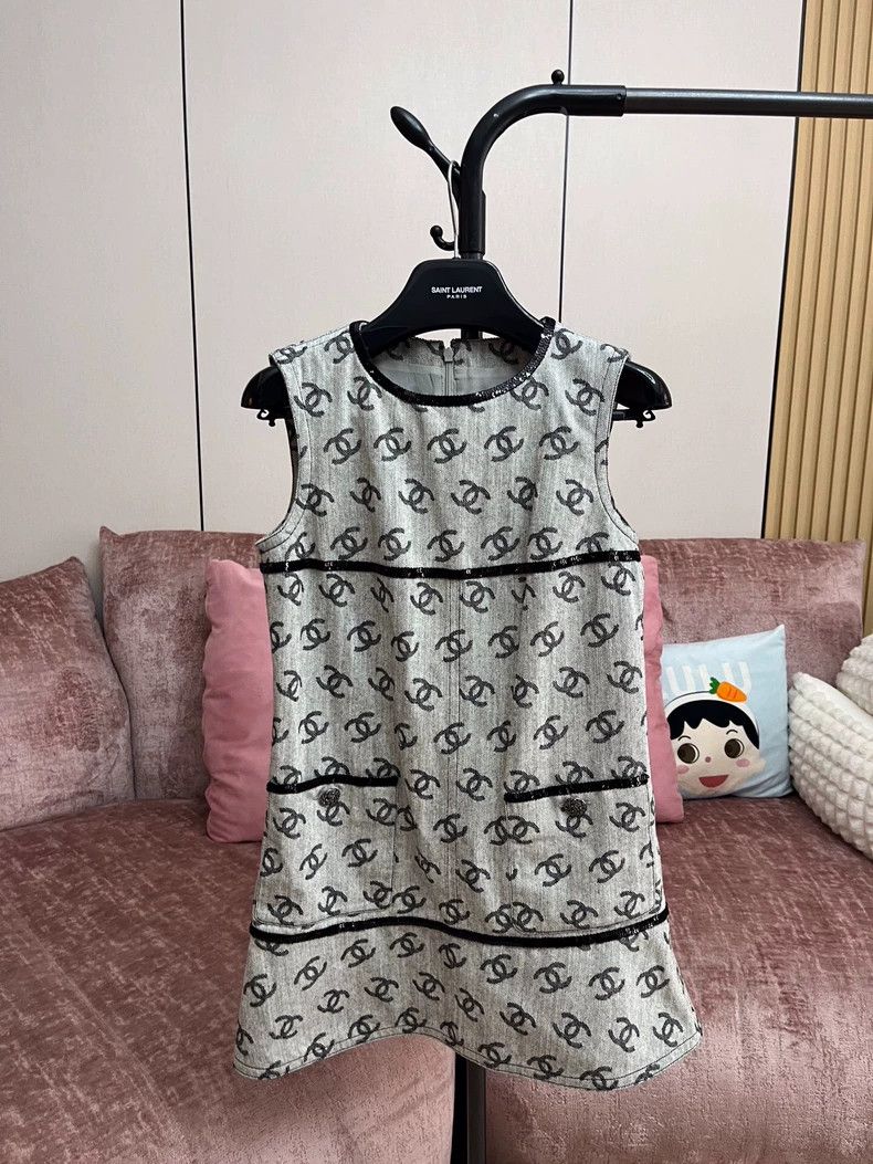 Chanel Chanel 22s old-fashioned denim gray dress Size XXS / US 00 / IT 34 - 1 Thumbnail