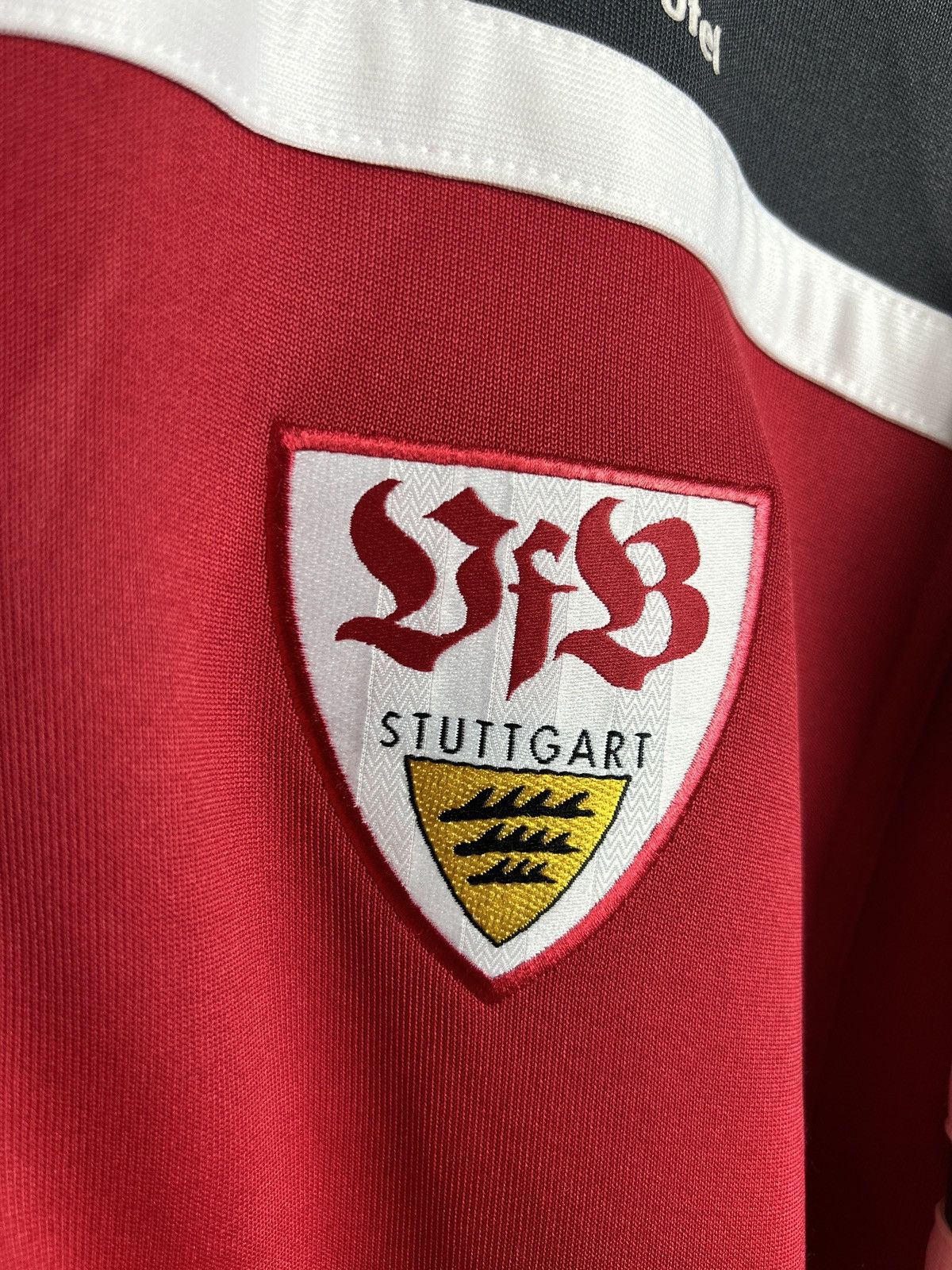 Adidas 00s Adidas Stuttgart 2001/02 Tracksuit Jacket Red Size L Size US L / EU 52-54 / 3 - 3 Thumbnail
