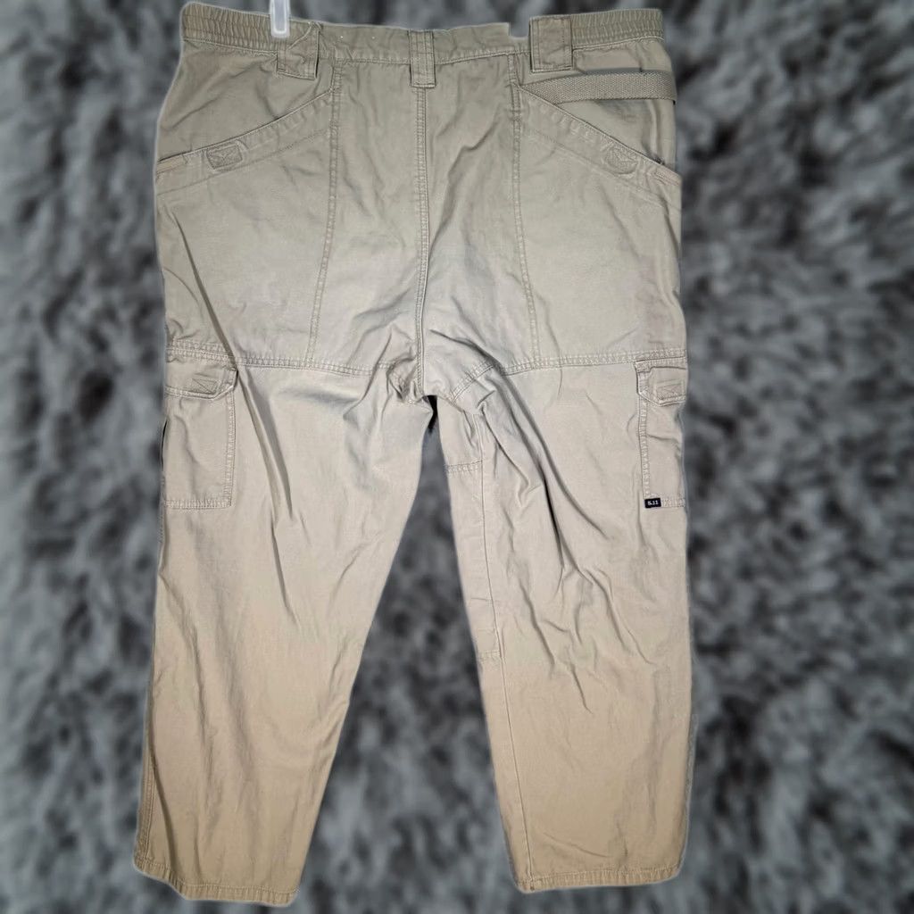 Vintage 5.11 Tactical Workwear Pants Men’s 42 x 30 Beige Cotton Cargo Pockets Cargo Pants Men's 42 Beige Size US 42 / EU 58 - 1 Thumbnail
