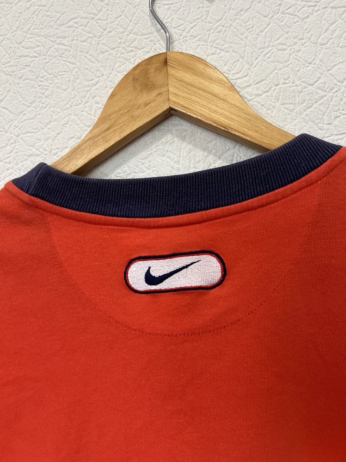 Vintage Vintage 00’s Nike T Shirt Tee Oversized Size US L / EU 52-54 / 3 - 6 Thumbnail
