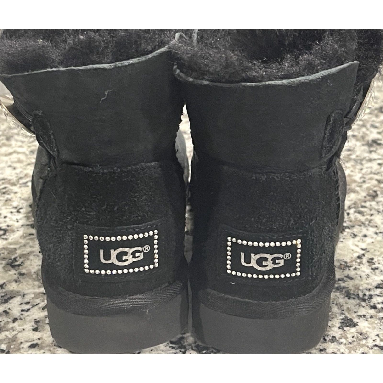 Ugg UGG Boots Bailey Button Short Bling Swarovski Suede Shearling Black Women Adult 5 Size 27" / US 4 / IT 40 - 2 Thumbnail