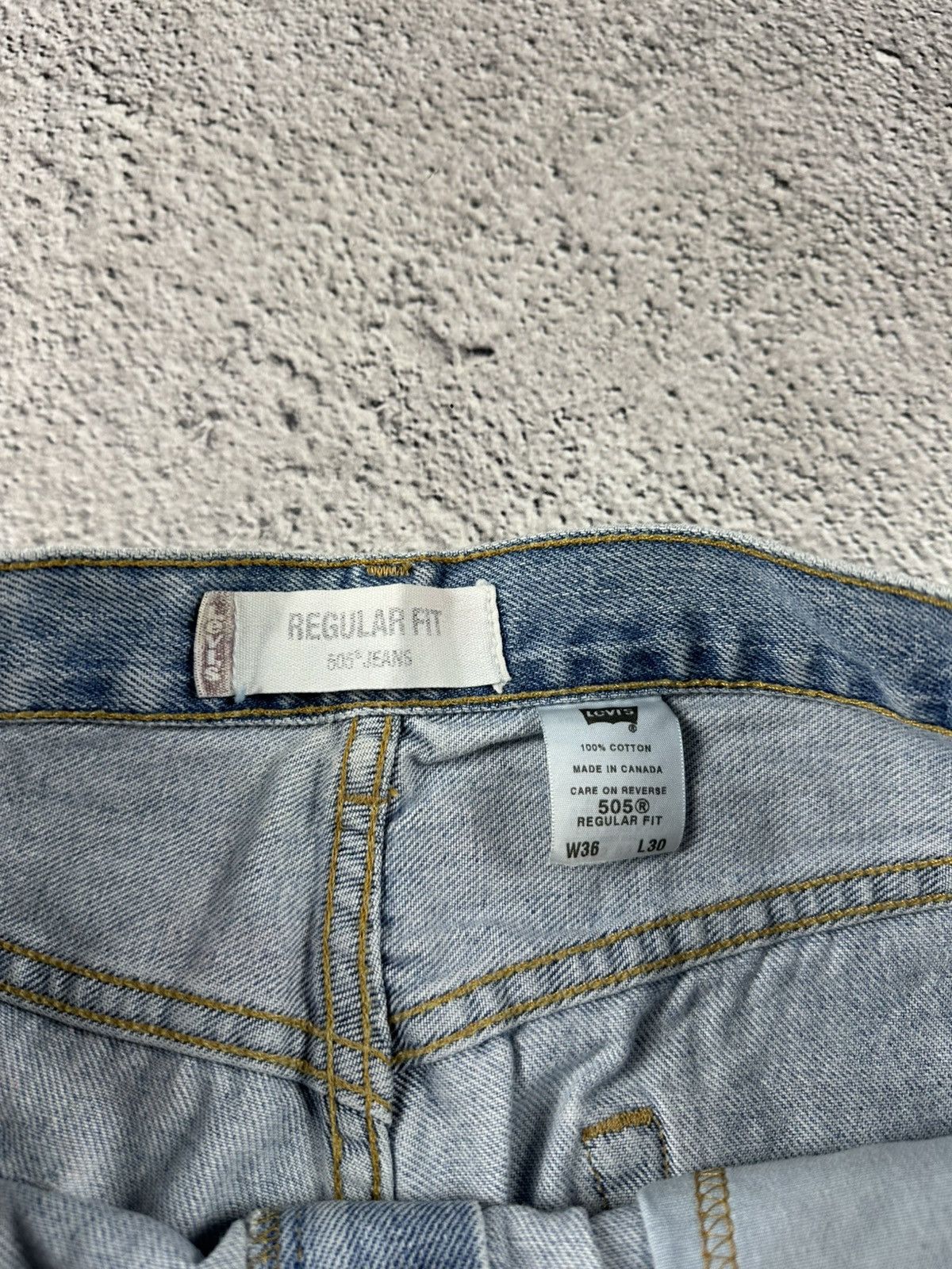 Levi's Vintage Clothing Vintage Levi’s 505 Denim Jean Blue Baggy Faded 90s Regular Size US 36 / EU 52 - 8 Thumbnail
