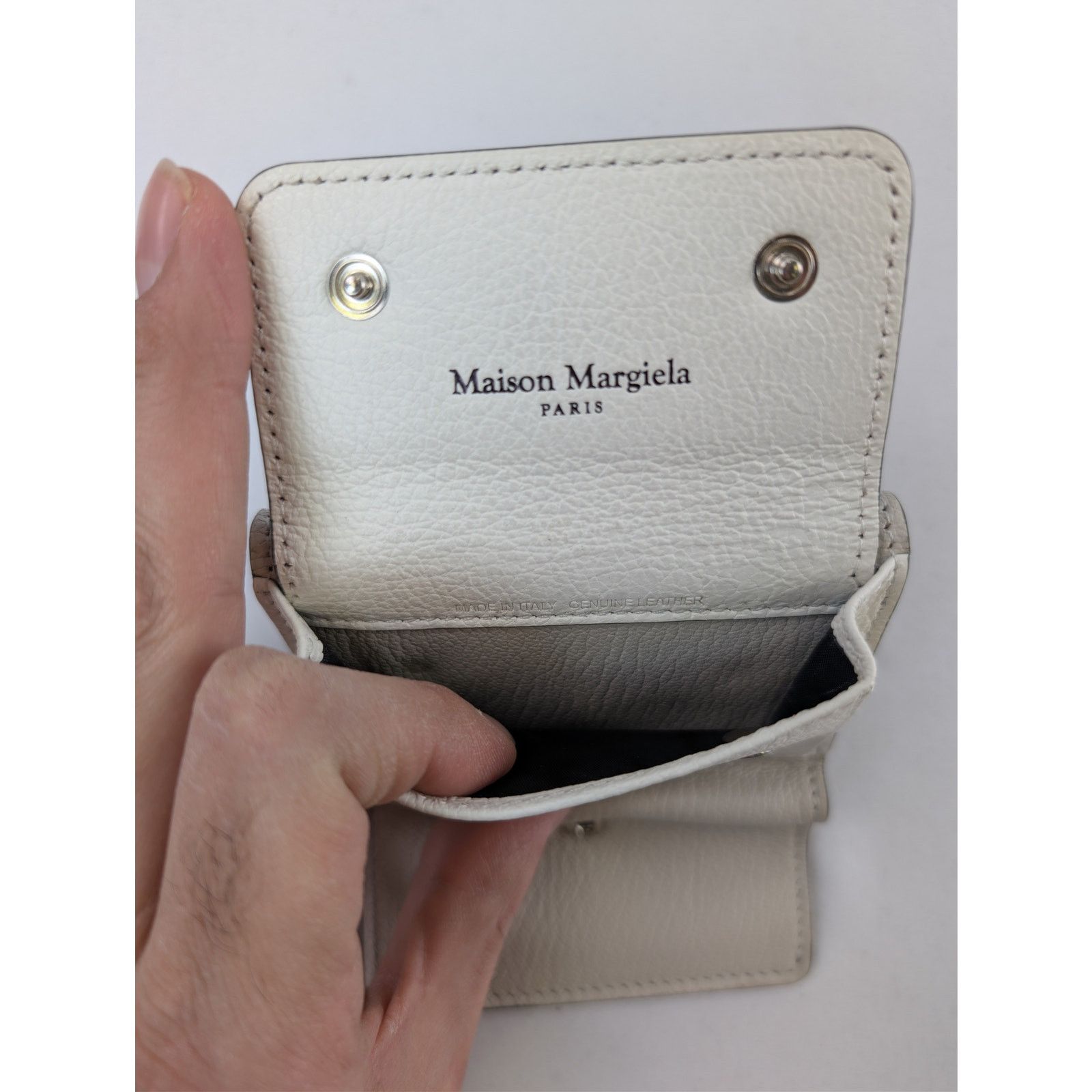 Maison Margiela o1rshd1 Size: OS / Leather Four-Stitch Clip Wallet Black Size ONE SIZE - 7 Thumbnail