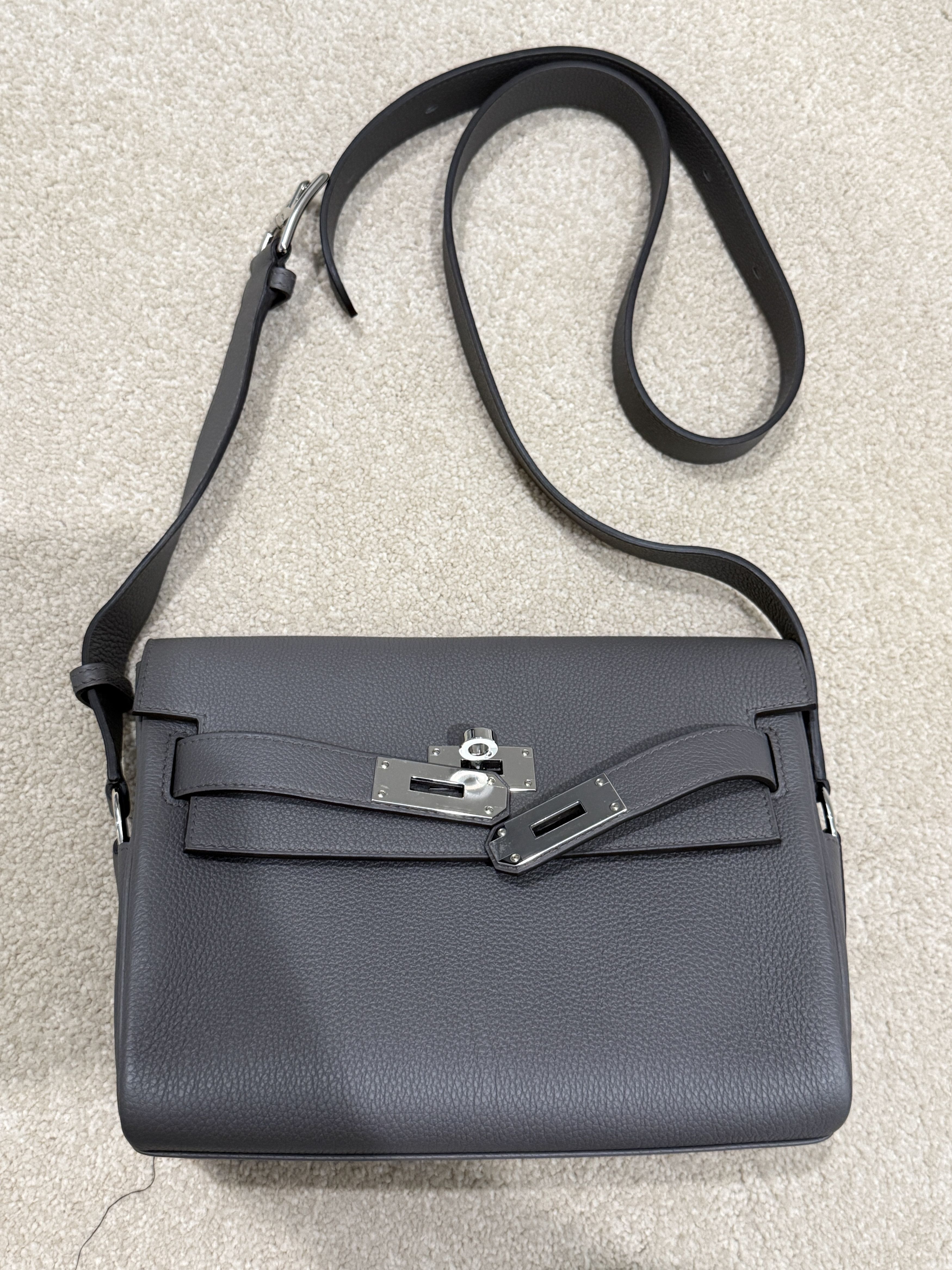 Hermes 2026 Brand New Grey Rare Hermès Kelly Messenger Bag PM Size ONE SIZE - 5 Thumbnail