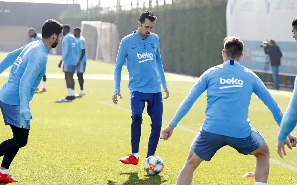 Nike BARCELONA 2019 TRAINING FOOTBALL JACKET DRILL TOP SOCCER Size US M / EU 48-50 / 2 - 10 Thumbnail