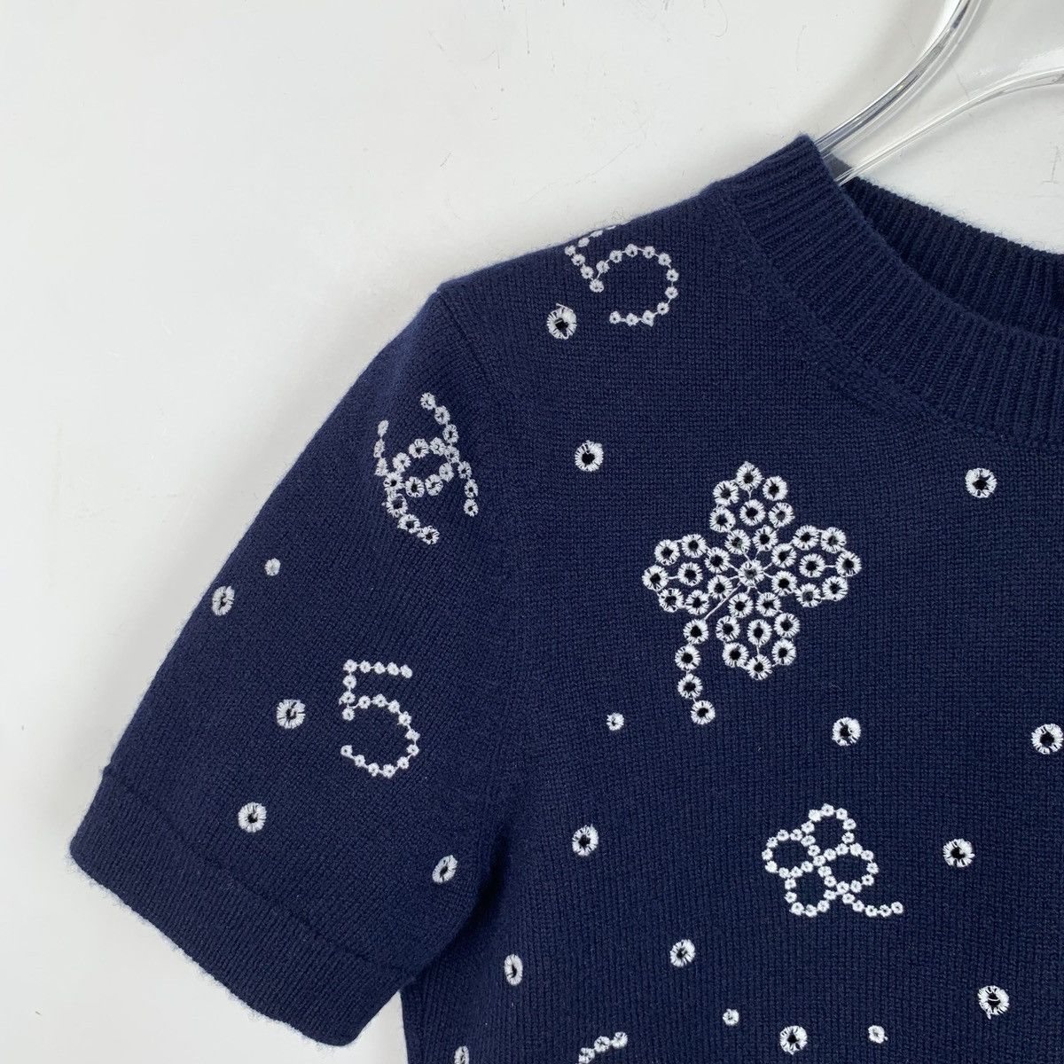Chanel Chanel navy blue logo embroidered cashmere jumper Size XS / US 0-2 / IT 36-38 - 3 Thumbnail
