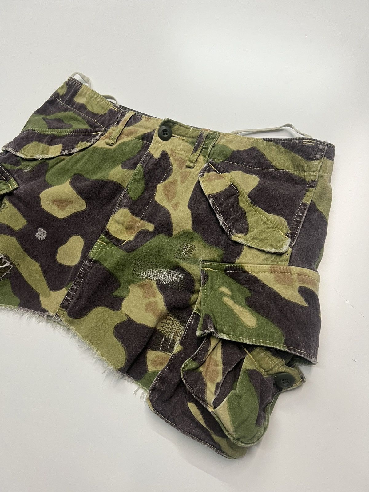 Japanese Brand RINA SLANG CAMO MINI SKIRT SIZE 30 Size 30" / US 8 / IT 44 - 3 Thumbnail