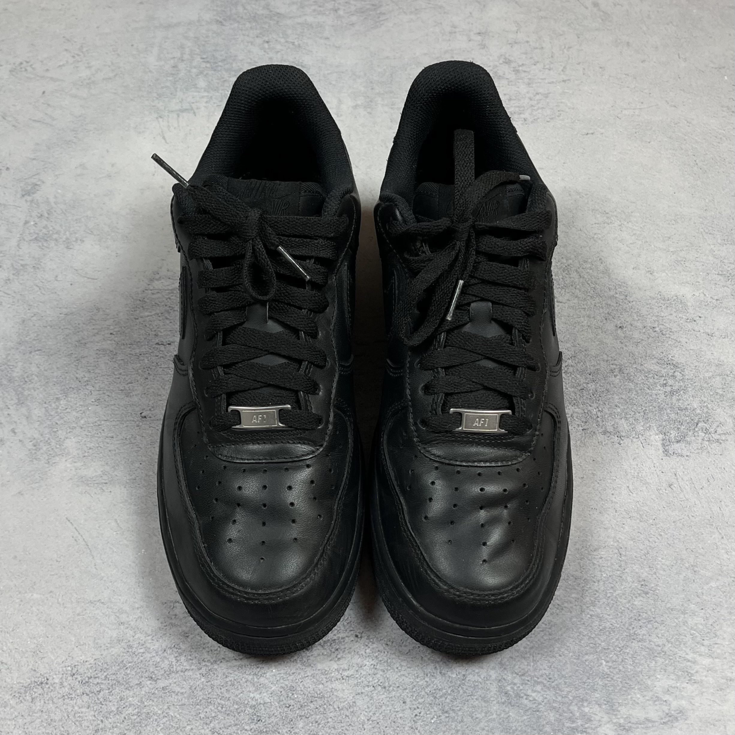 Nike Nike Air Force 1 Black Low Top Sneakers Size 44 Size US 11 / EU 44 - 4 Thumbnail