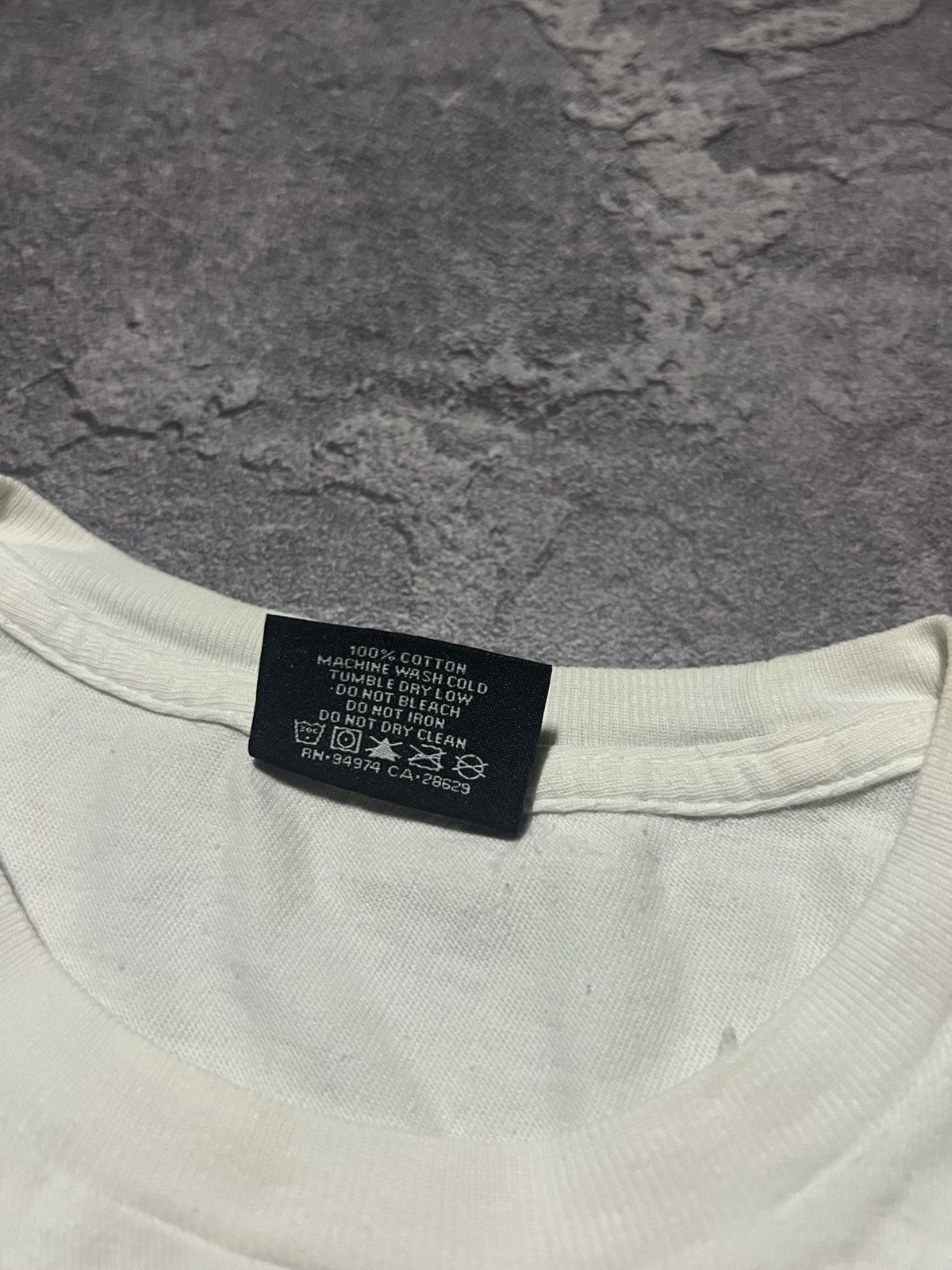 Stussy Vintage Stussy Cherry Logo Tee Streetwear 90s Size US S / EU 44-46 / 1 - 5 Thumbnail