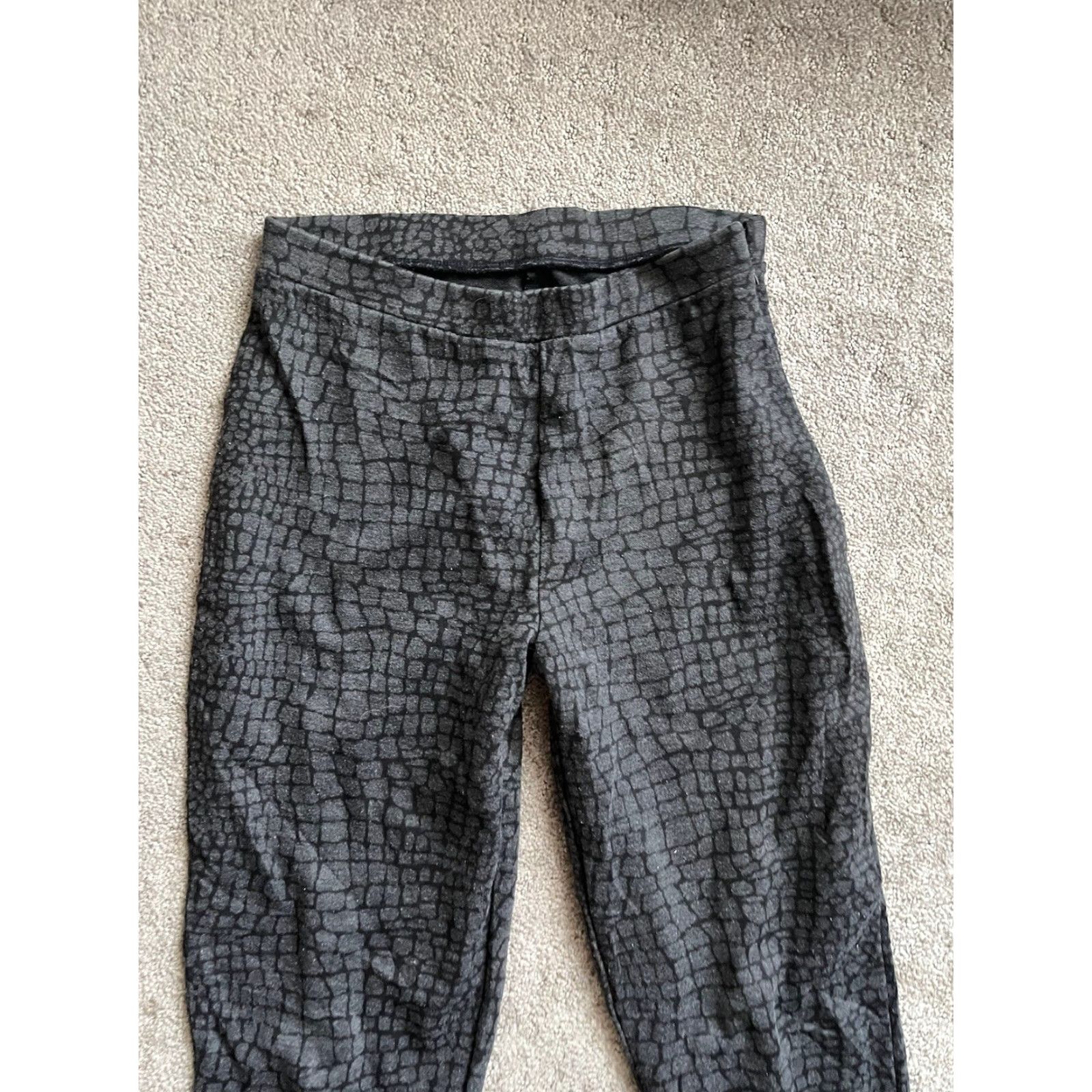 Calvin Klein CALVIN KLEIN Leggings S Black Animal Print Side Zip Closure Size 28" / US 6 / IT 42 - 2 Thumbnail