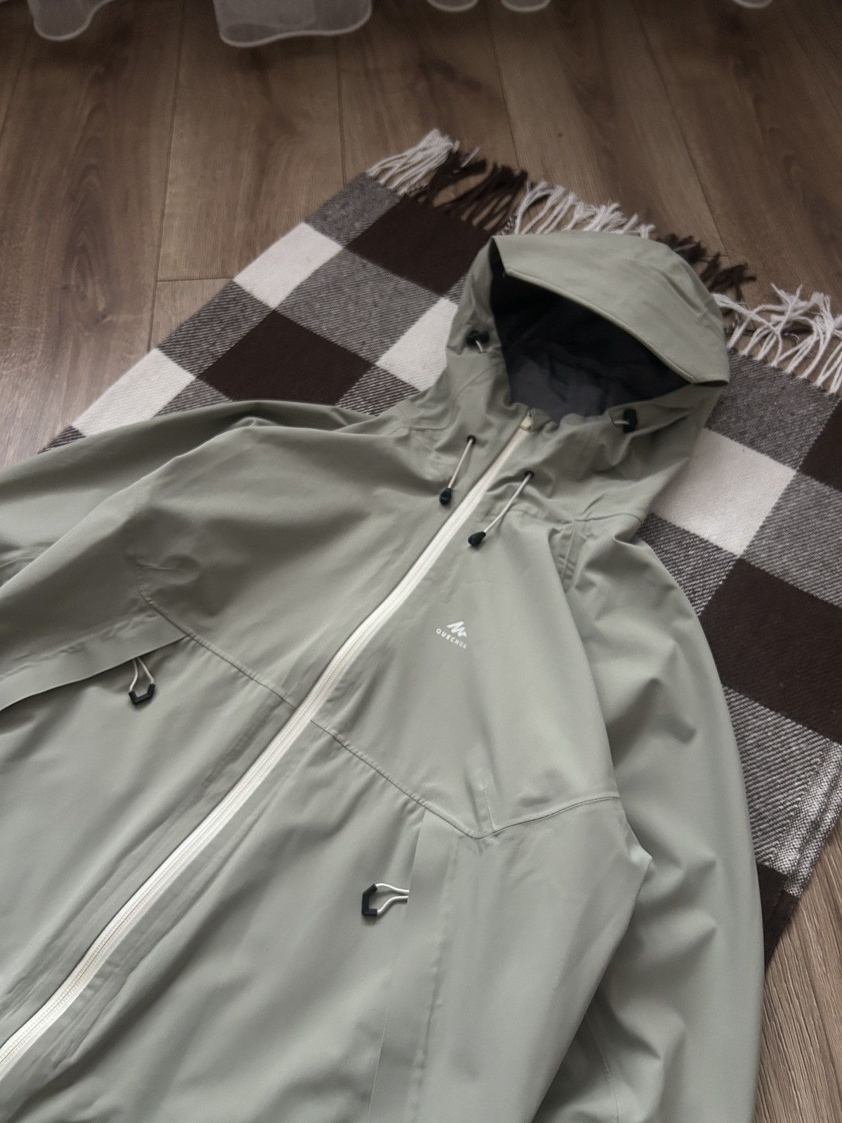 Other Quechua Waterproof beta jacket mens olive grey outdoors Size US M / EU 48-50 / 2 - 4 Thumbnail