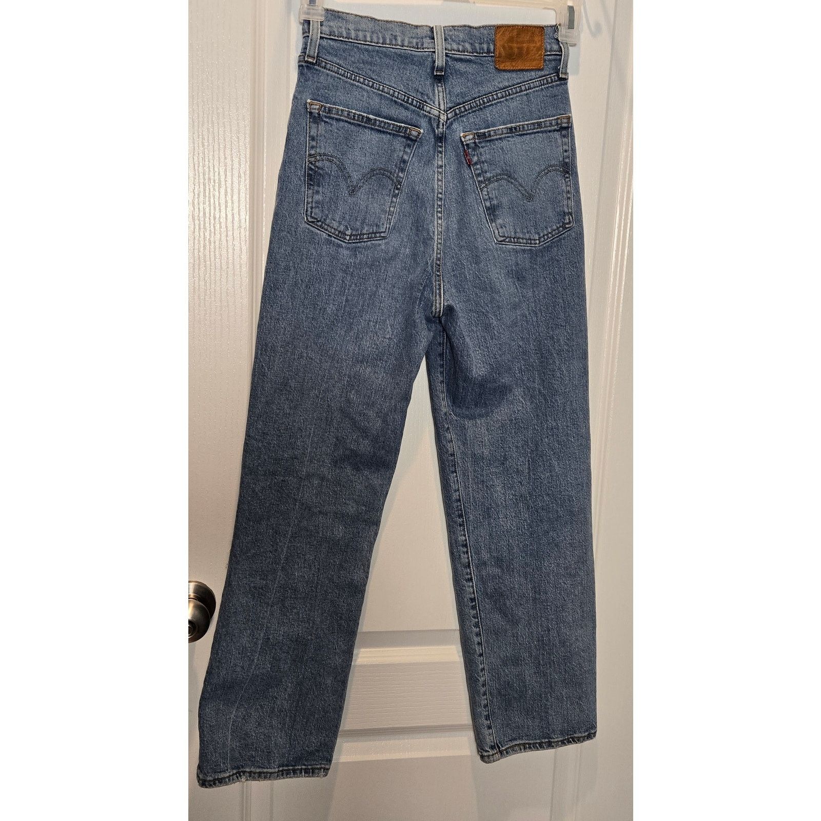 Levi's 2018 Levi's Ribcage Straight big E 27 button fly distressed Size 27" / US 4 / IT 40 - 2 Thumbnail