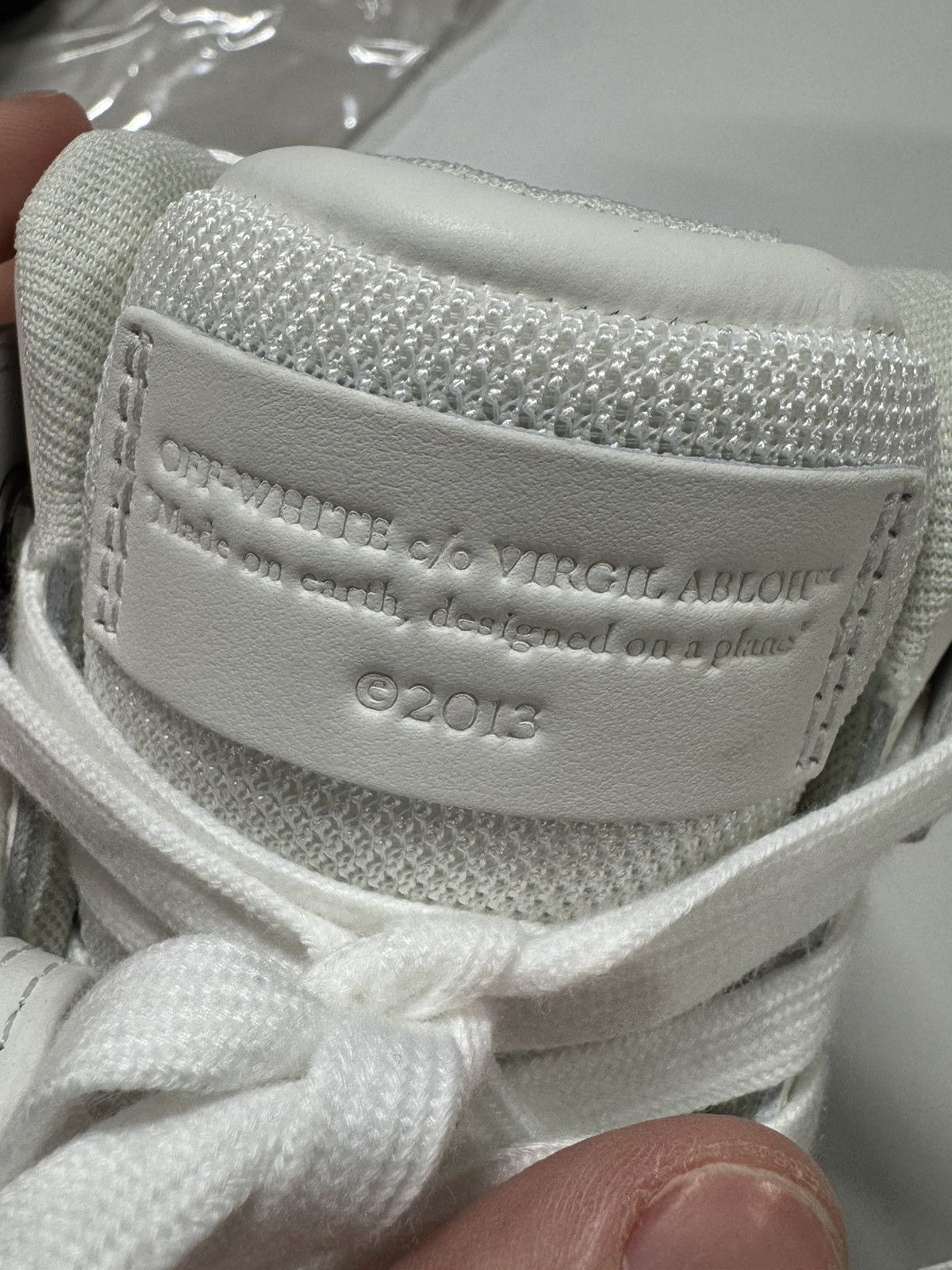 Off-White Off-White Out of Office Mid Top Leather Sneaker NEW 800$ Size US 7.5 / EU 40-41 - 7 Thumbnail