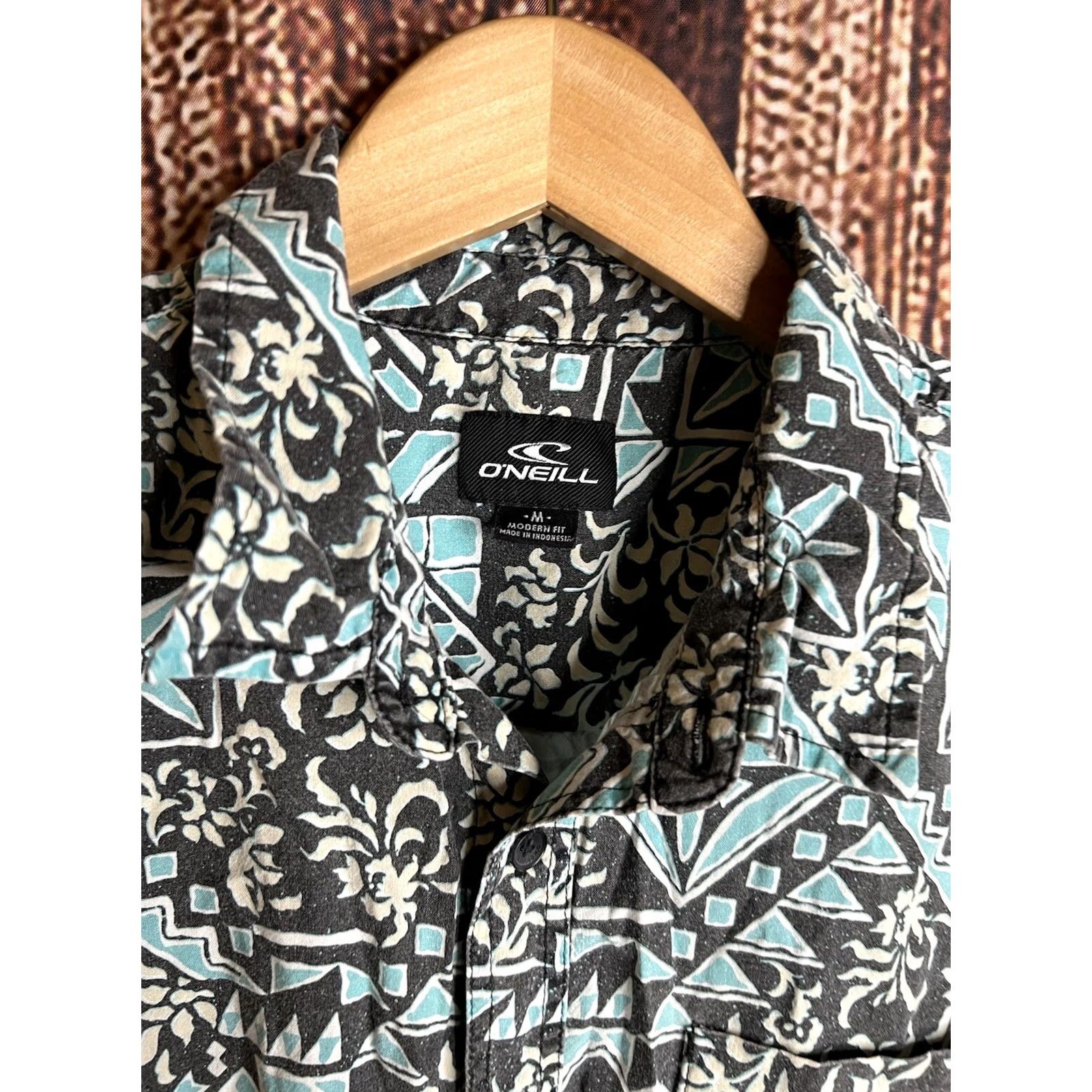 O'Neill O'Neill Short Sleeve Button-Up Shirt Gray Blue Size Medium Mens Cotton Floral Pattern Beach 90s? Size US M / EU 48-50 / 2 - 2 Thumbnail