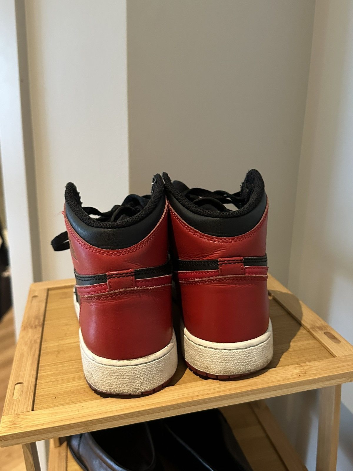 Nike Jordan 1 Retro High Bred Banned (2016) Size US 6.5 / IT 36.5 - 2 Thumbnail