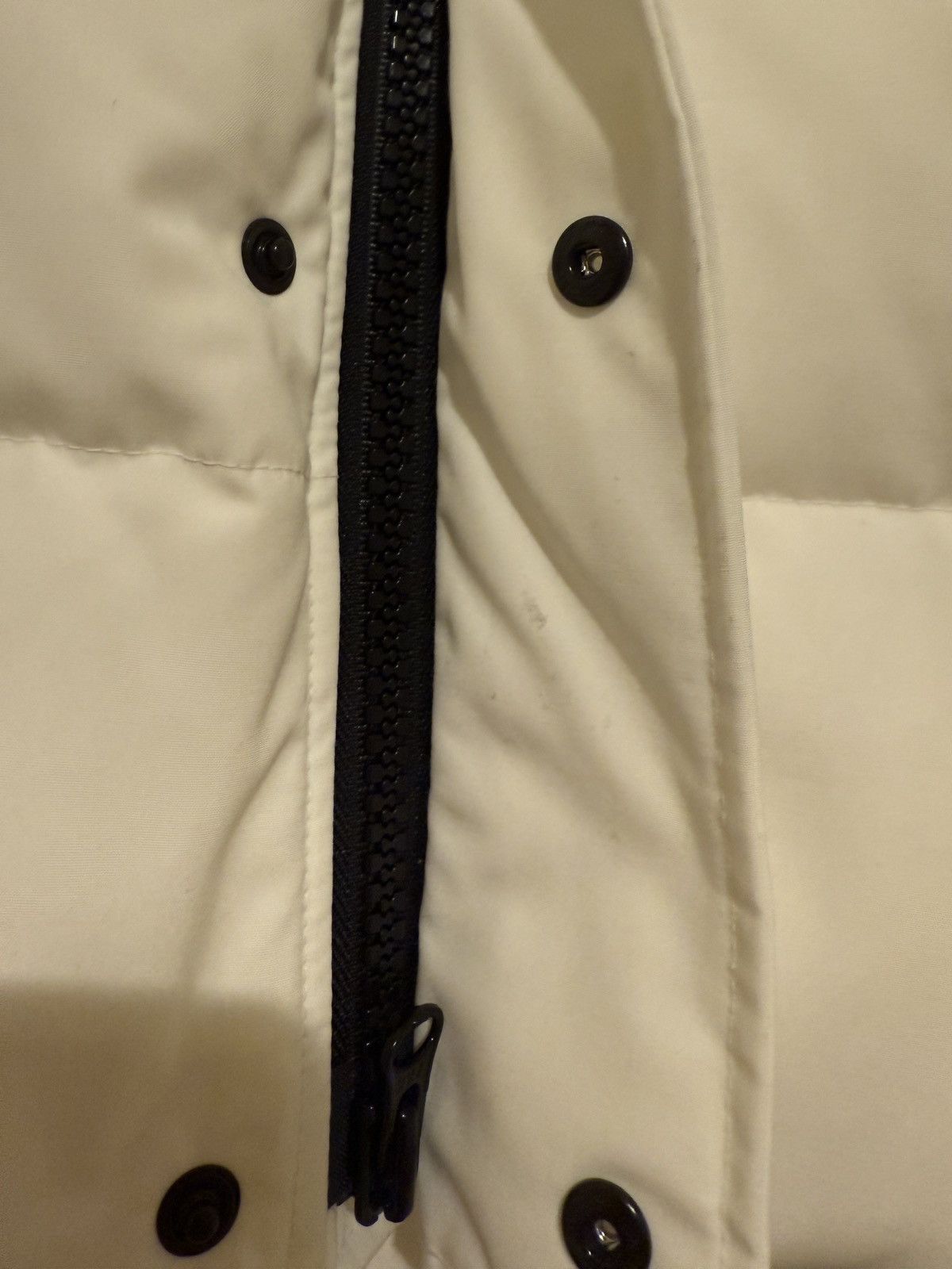 Canada Goose Canada Goose White Down Jacket Size US L / EU 52-54 / 3 - 8 Thumbnail