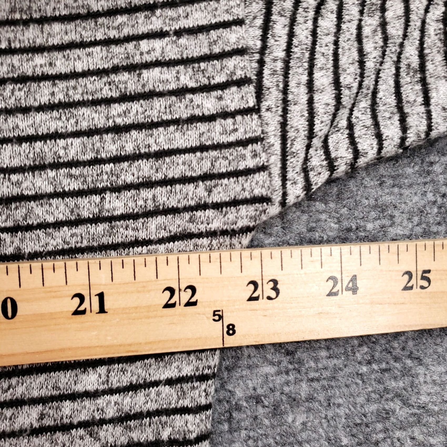 Lucky Brand Lucky Brand Hoodie S Small Gray Black Striped Pullover Oversized Womens Size S / US 4 / IT 40 - 5 Thumbnail