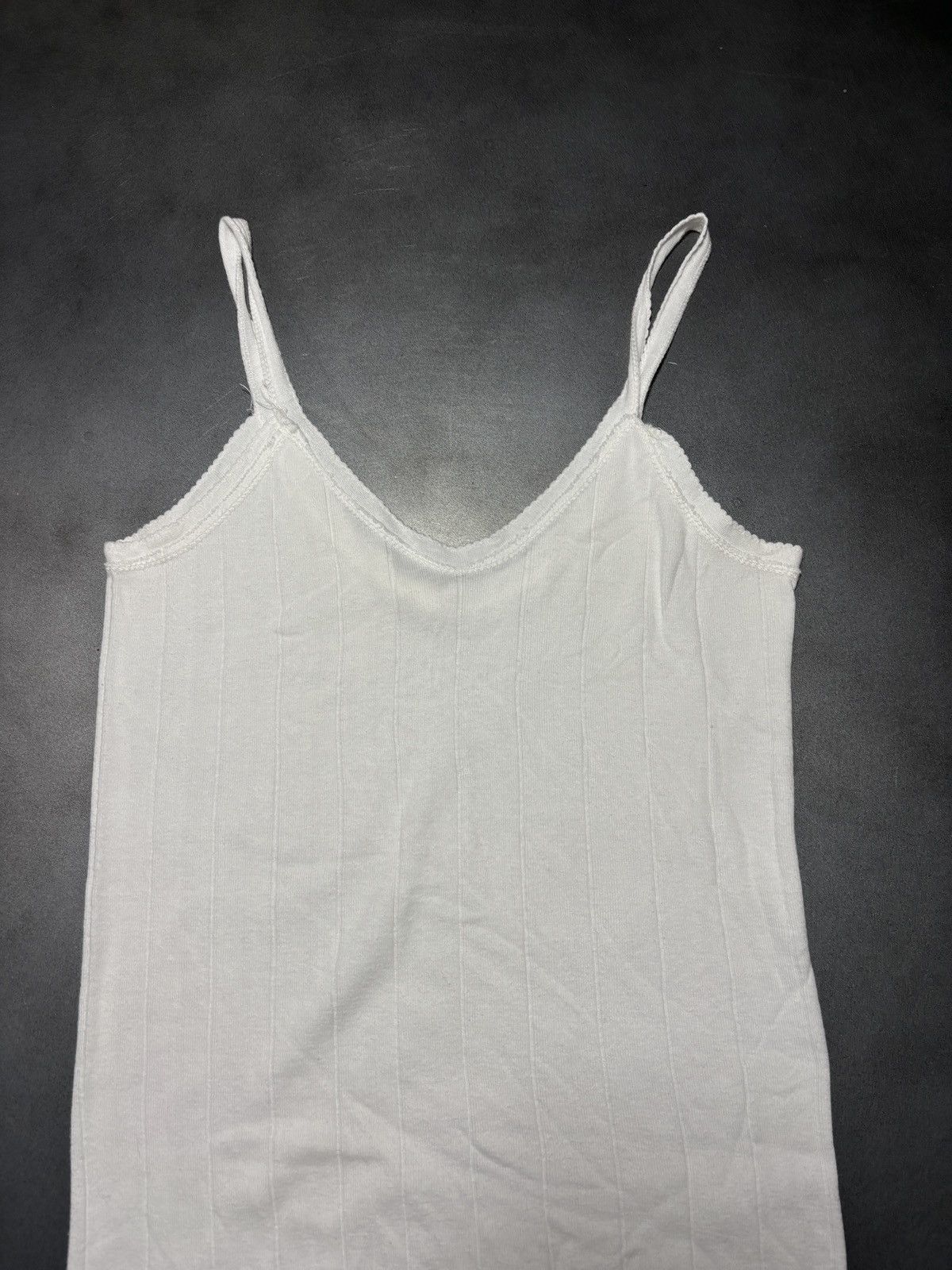 Vintage Y2K Vintage Tank Top Ribbed Thrashed 90s 2000s Sleeveless T Size S / US 4 / IT 40 - 8 Thumbnail