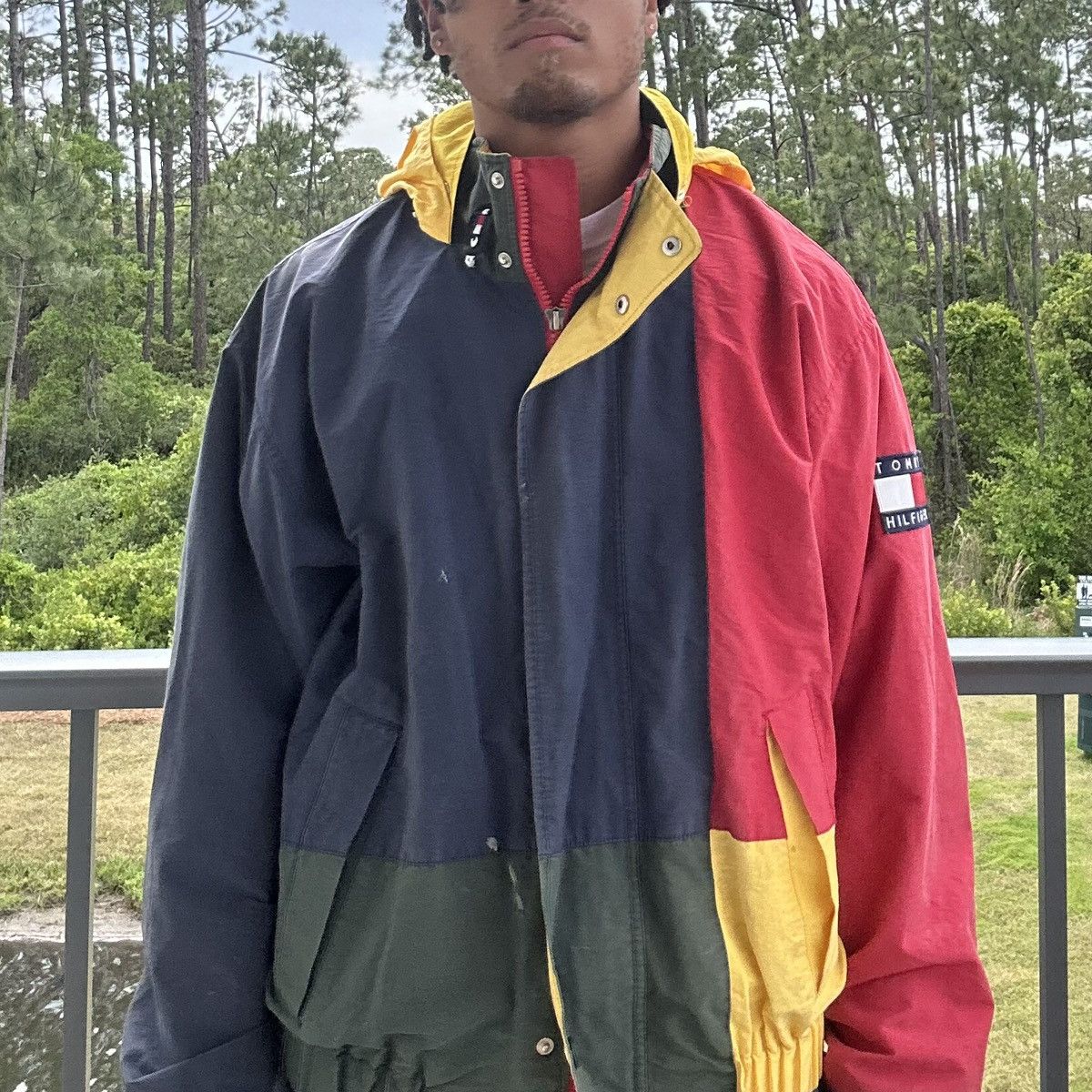 Tommy Hilfiger Vintage Tommy Hilfiger Jacket – Size Large Size US L / EU 52-54 / 3 - 1 Thumbnail